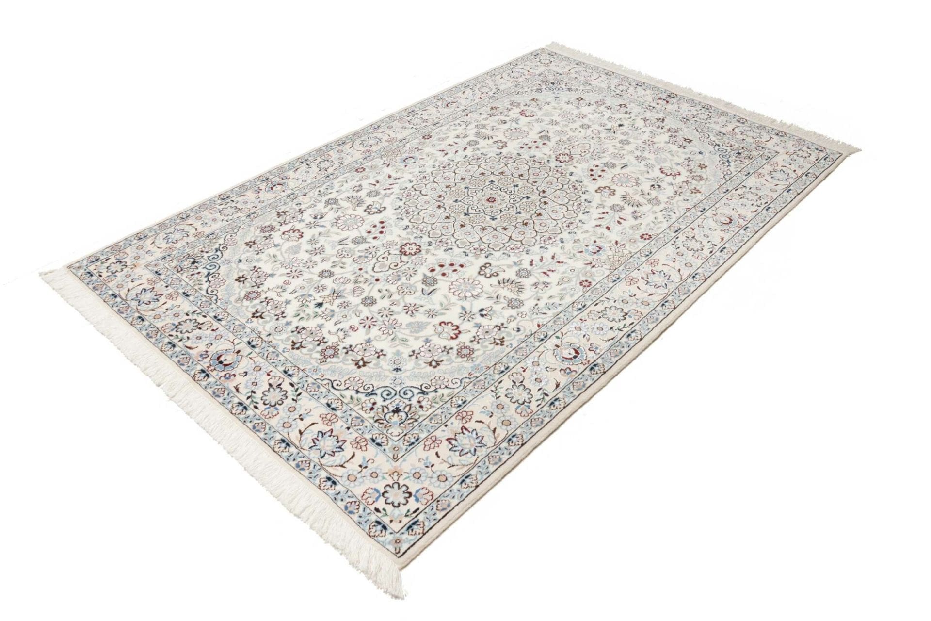 Nain Perserteppich aus Iran, 138 × 210 cm