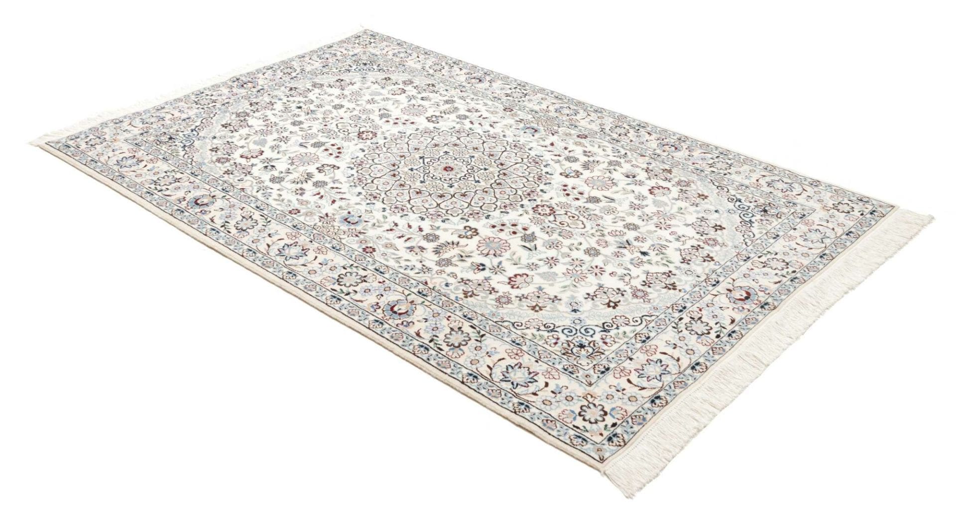 Nain Perserteppich aus Iran, 138 × 210 cm