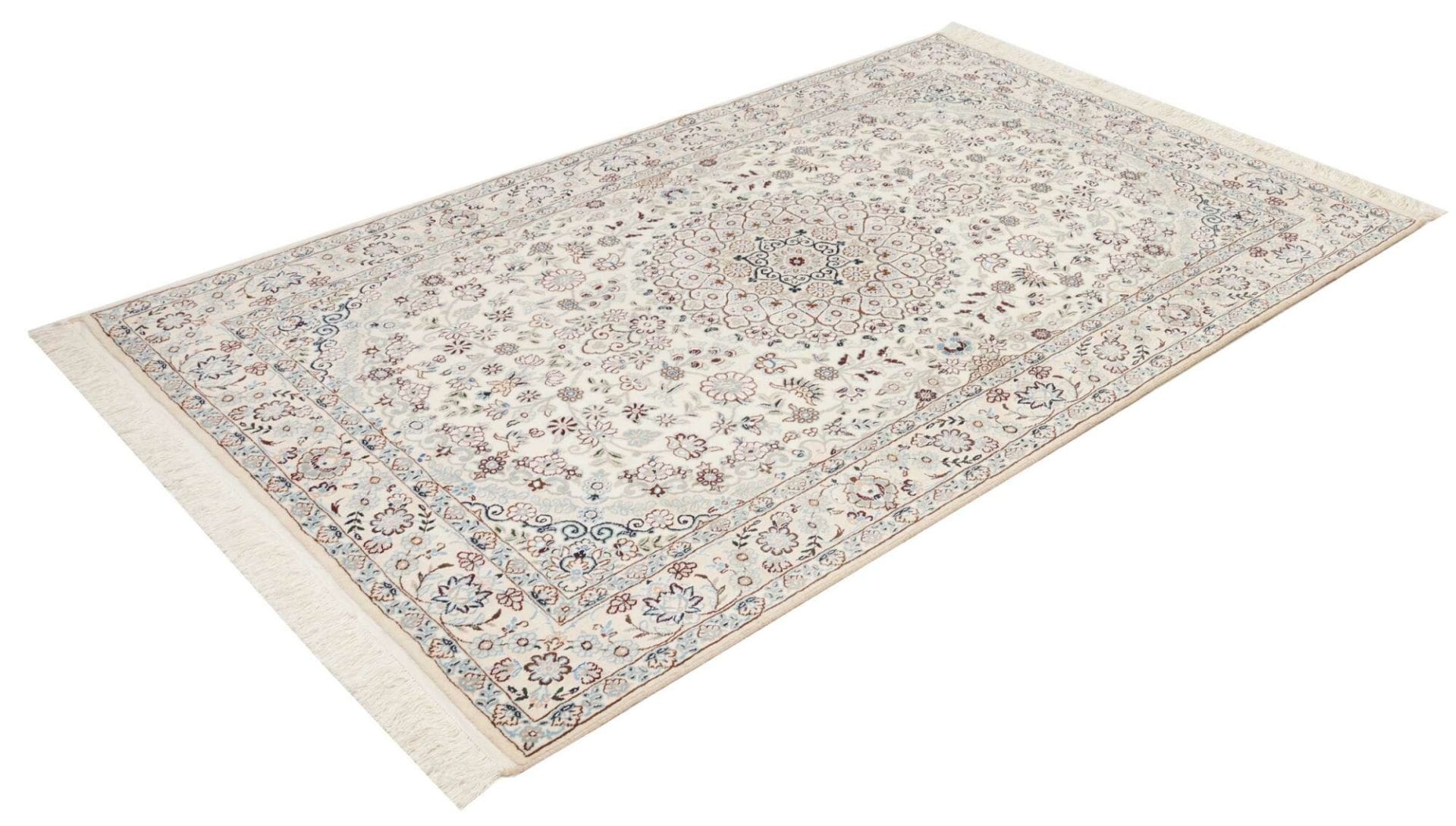 Handgeknüpfter Nain Perserteppich 135 × 214 cm