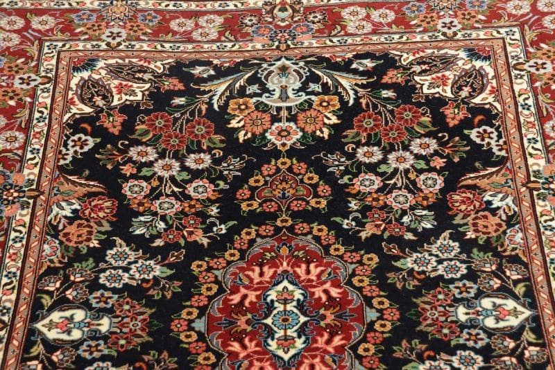 Isfahan Perserteppich aus Iran, 105 × 145 cm