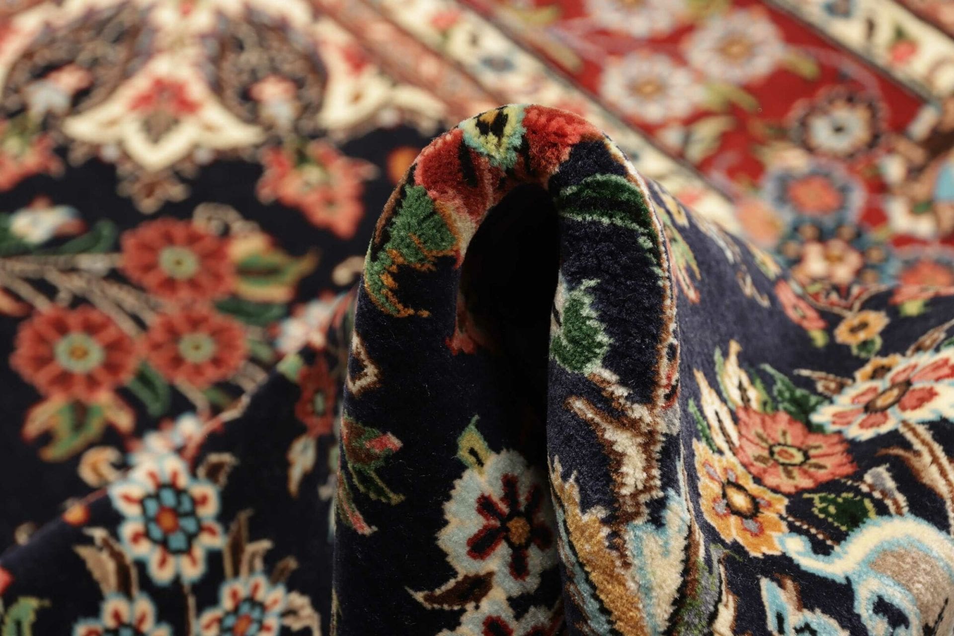 Isfahan Perserteppich aus Iran, 105 × 145 cm