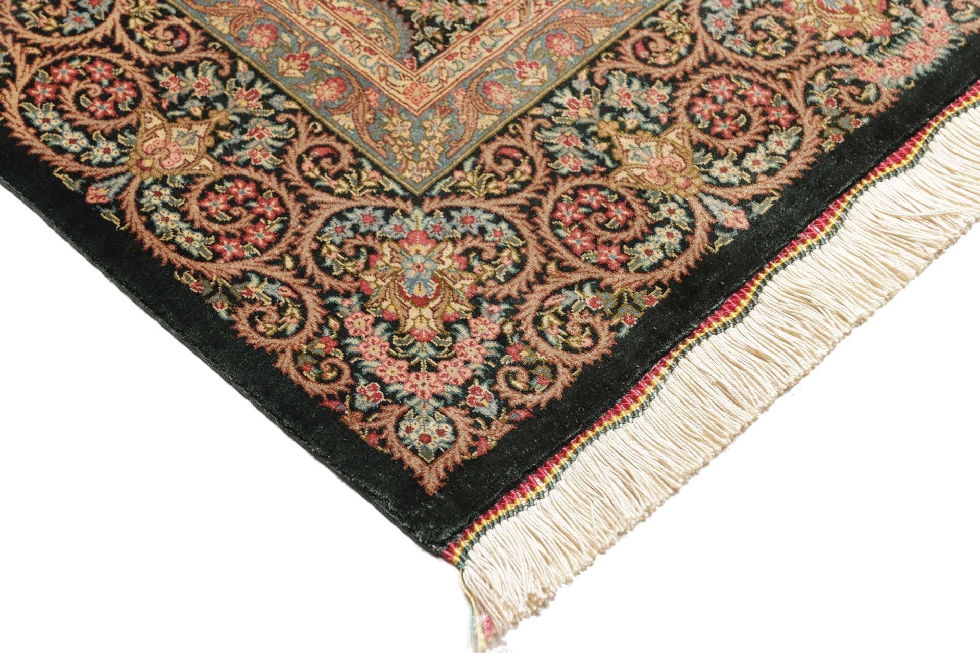 Ghom Perserteppich aus Iran, 101 × 158 cm