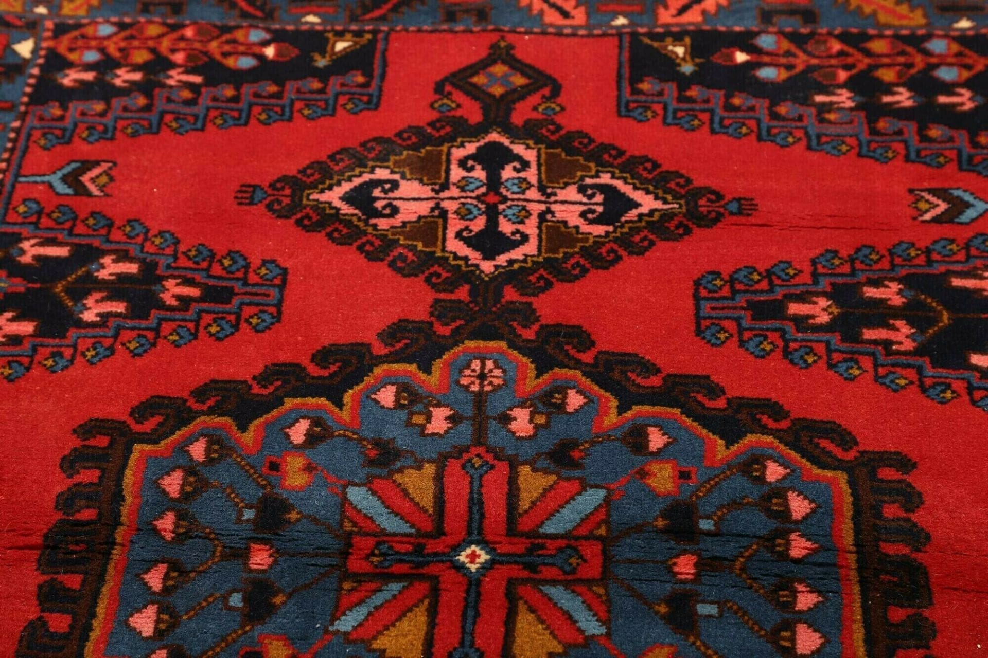 Handgeknüpfter Hamadan Perserteppich 114 × 165 cm
