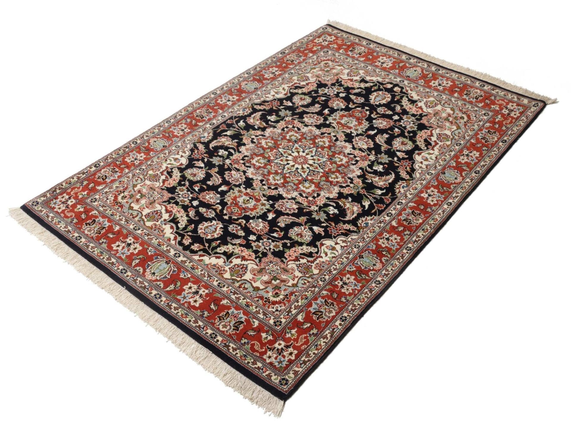 Isfahan Perserteppich aus Iran, 113 × 160 cm