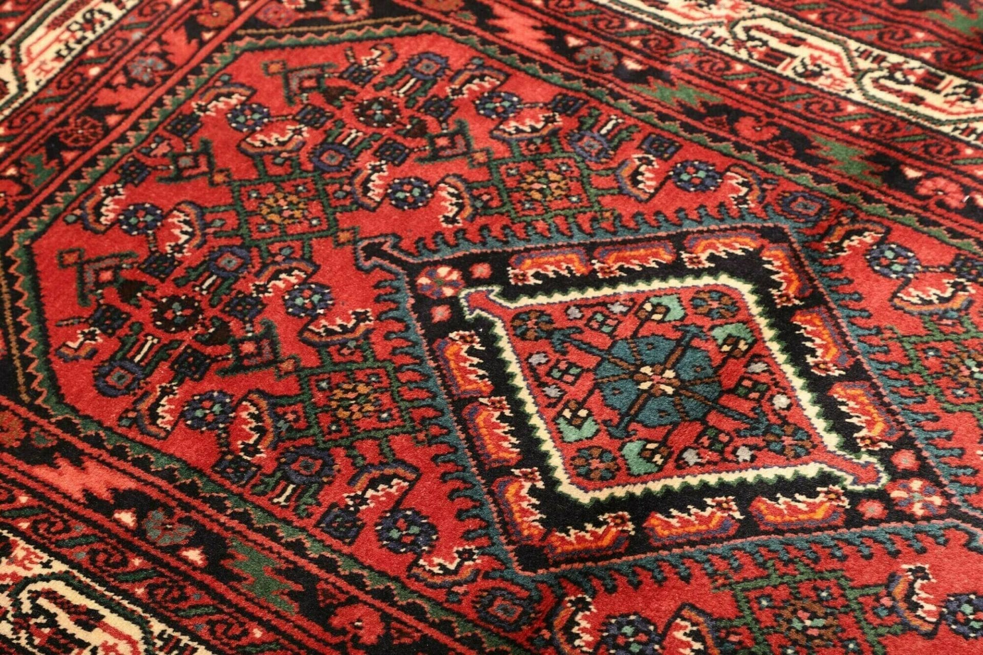 Hamadan Herati Perserteppich aus Iran, 106 × 156 cm