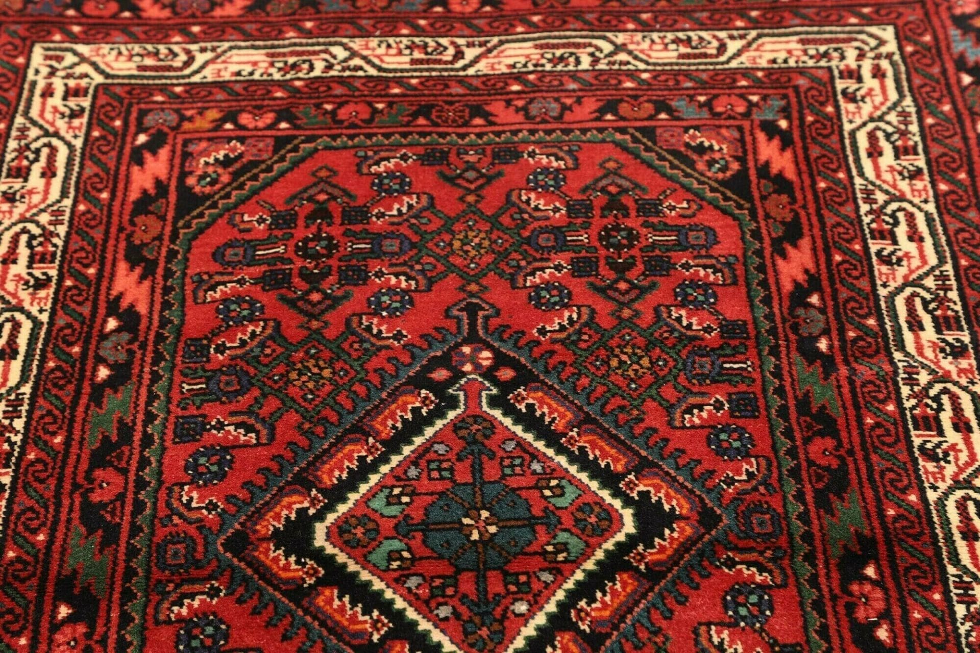 Hamadan Herati Perserteppich aus Iran, 106 × 156 cm