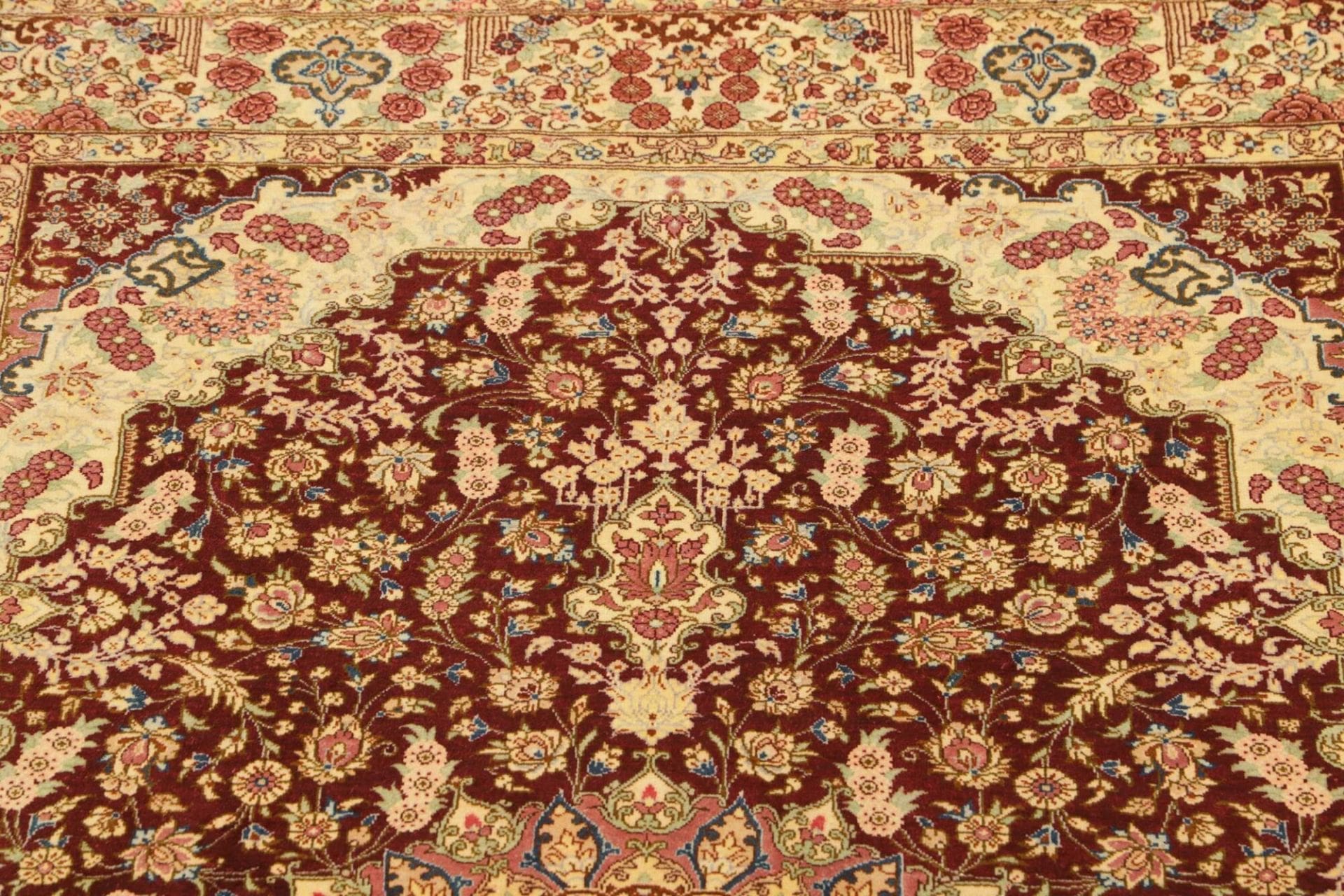 Ghom Perserteppich 104 × 150 cm aus Seide, handgeknüpft