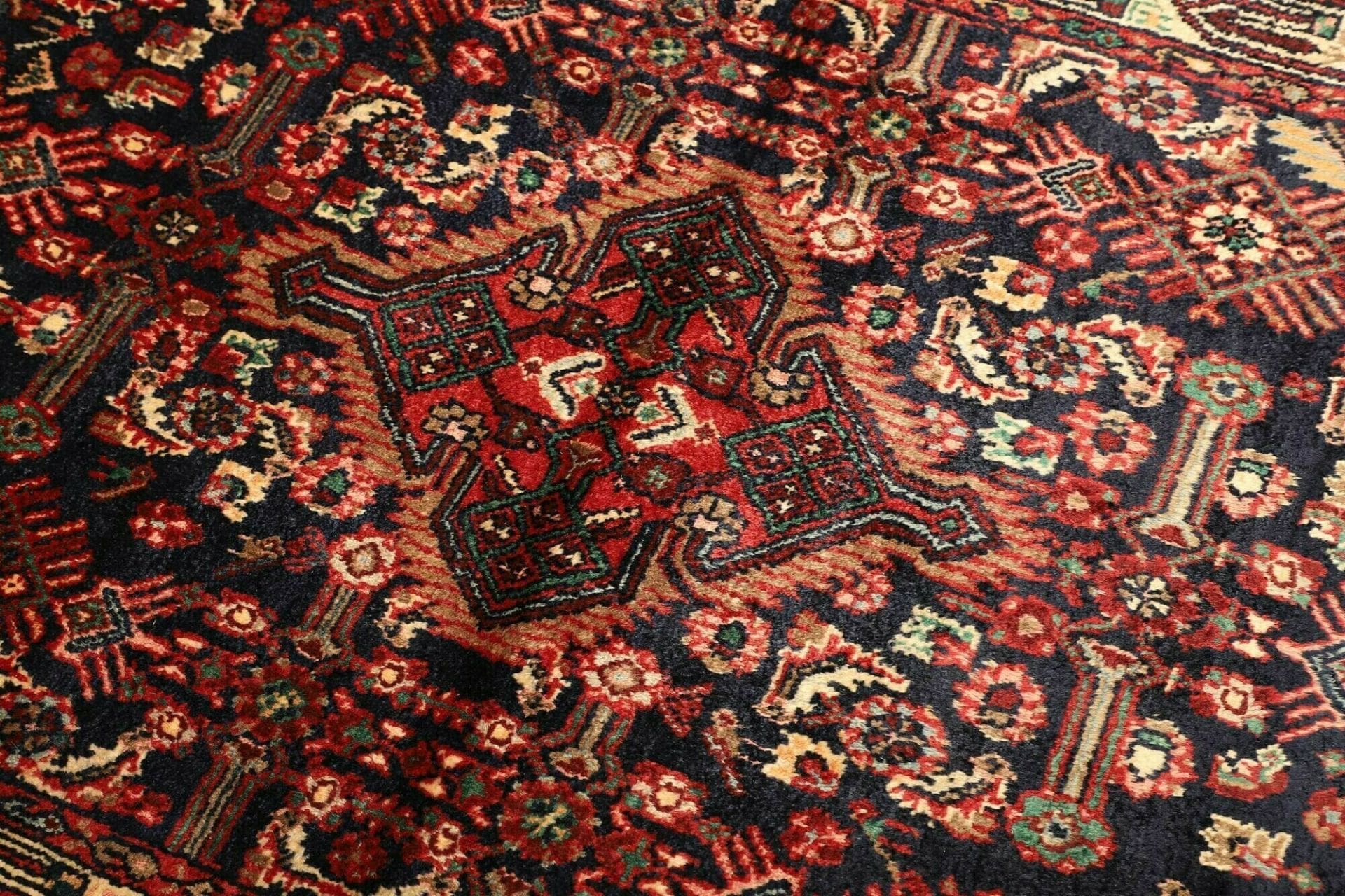 hamadan-teppich-104-x-143-cm-schurwolle-herati-muster-handgeknupft-6 Handgeknüpfter Hamadan Herati Perserteppich, 104 × 143 cm, Wolle