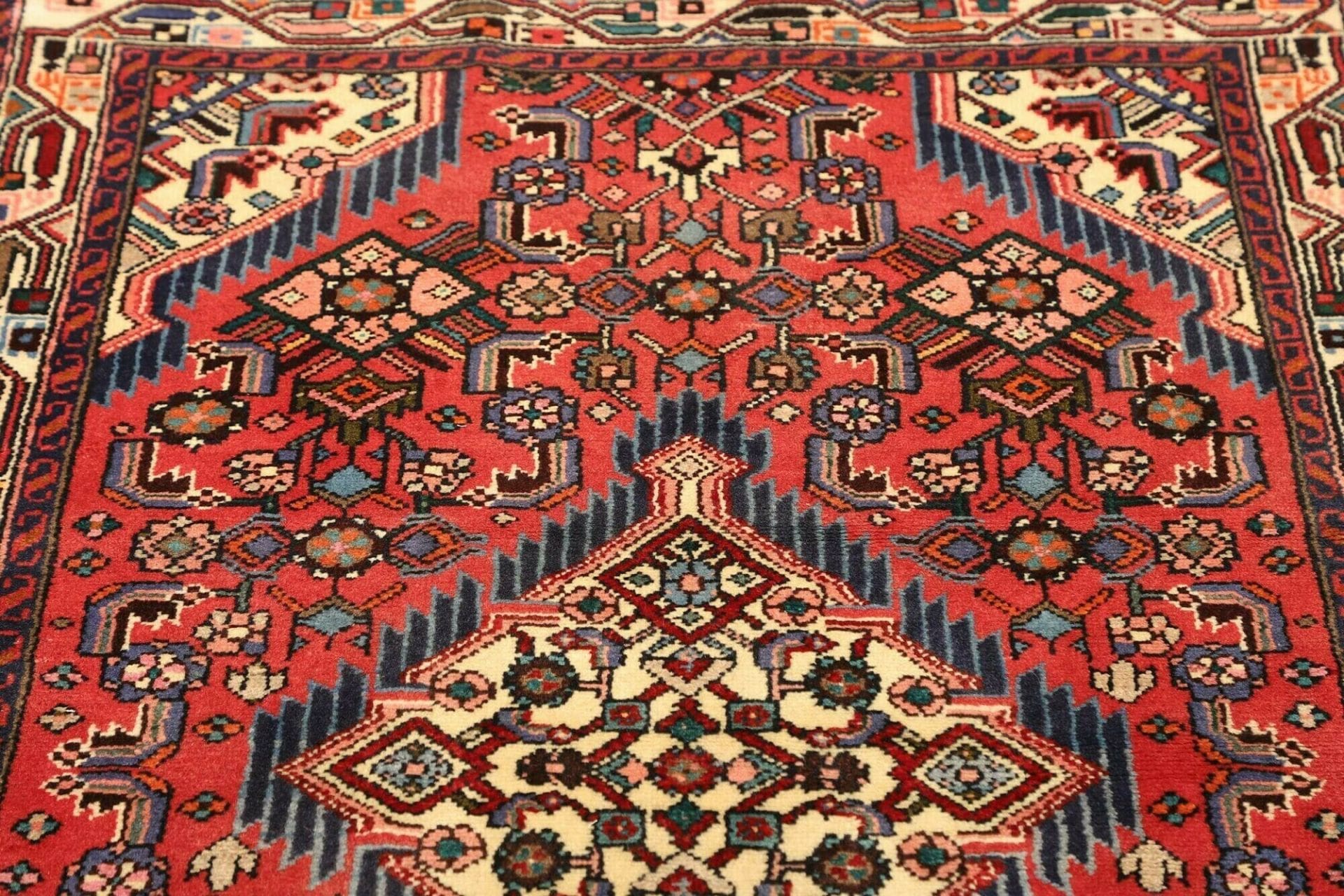 Handgeknüpfter Hamadan Perserteppich 103 × 158 cm