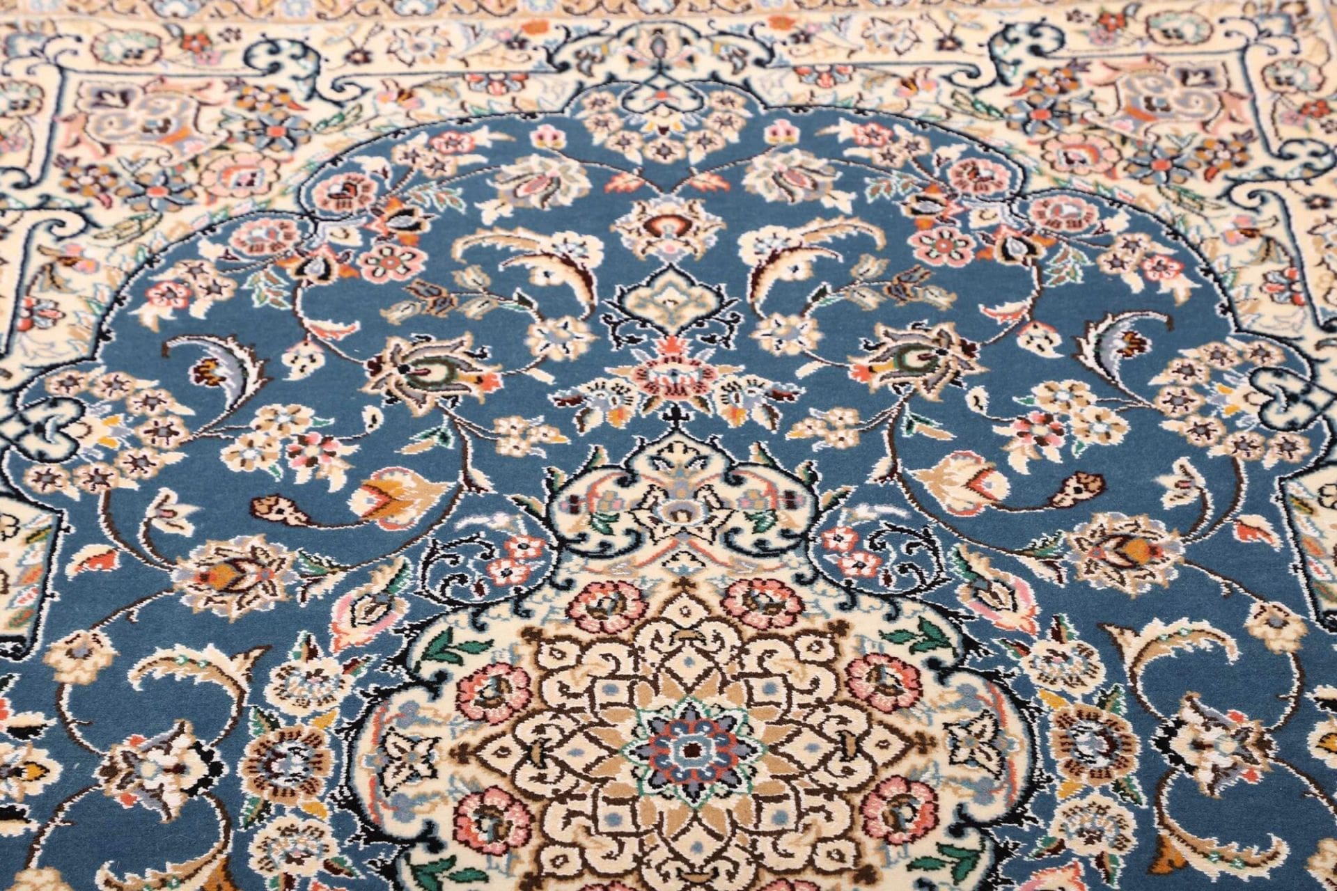 Handgeknüpfter Nain Perserteppich, 107 × 156 cm, Wolle