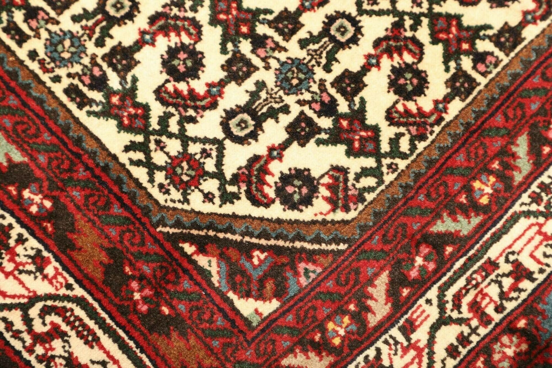 Handgeknüpfter Hamadan Herati Perserteppich 103 × 145 cm