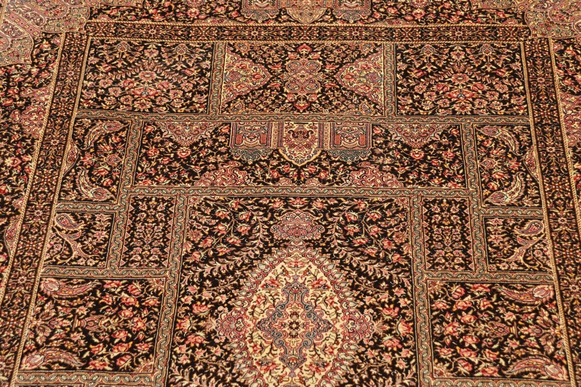 Handgeknüpfter Ghom Perserteppich 107 × 155 cm