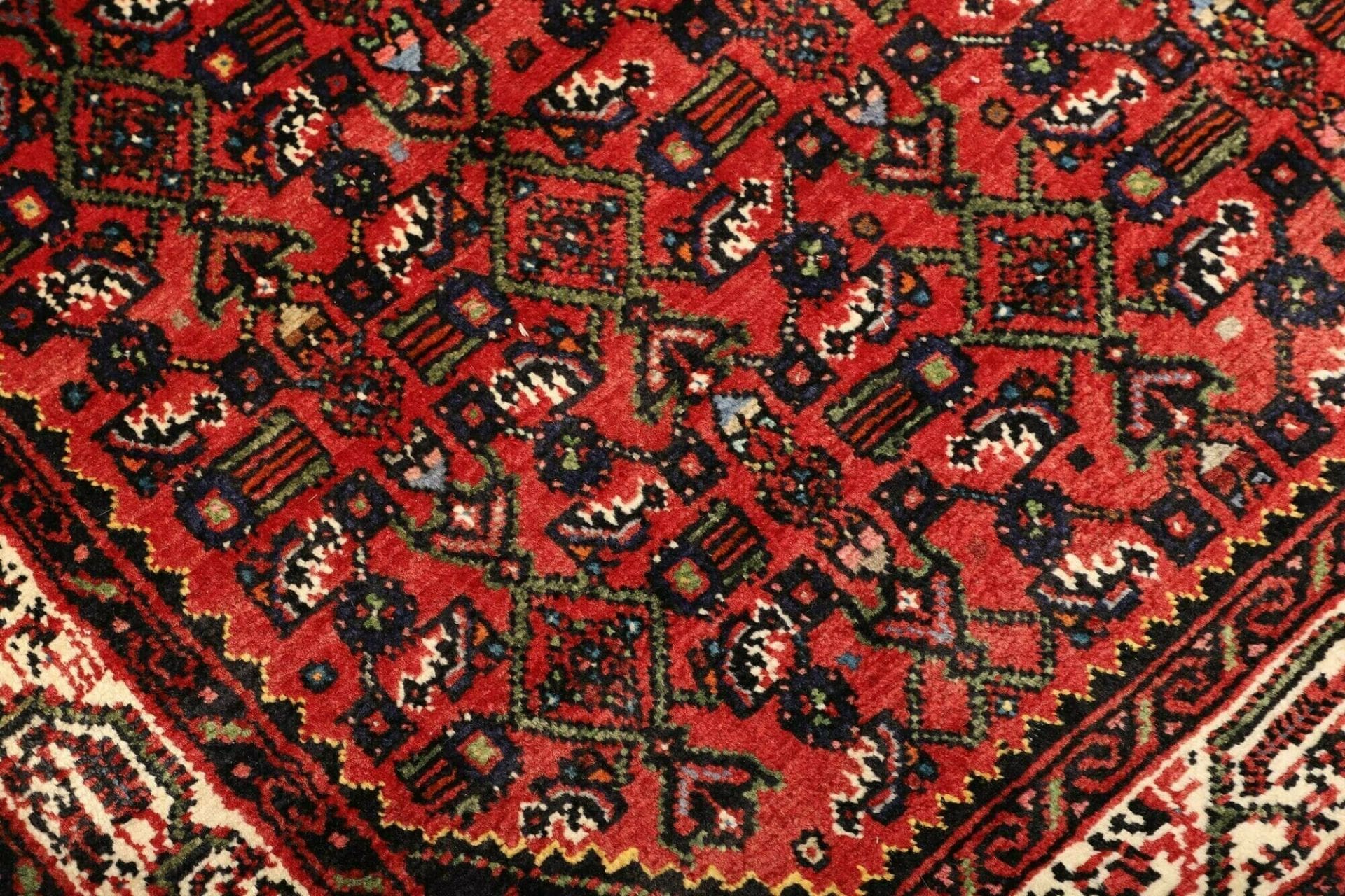 Handgeknüpfter Hamadan Perserteppich 113 × 155 cm