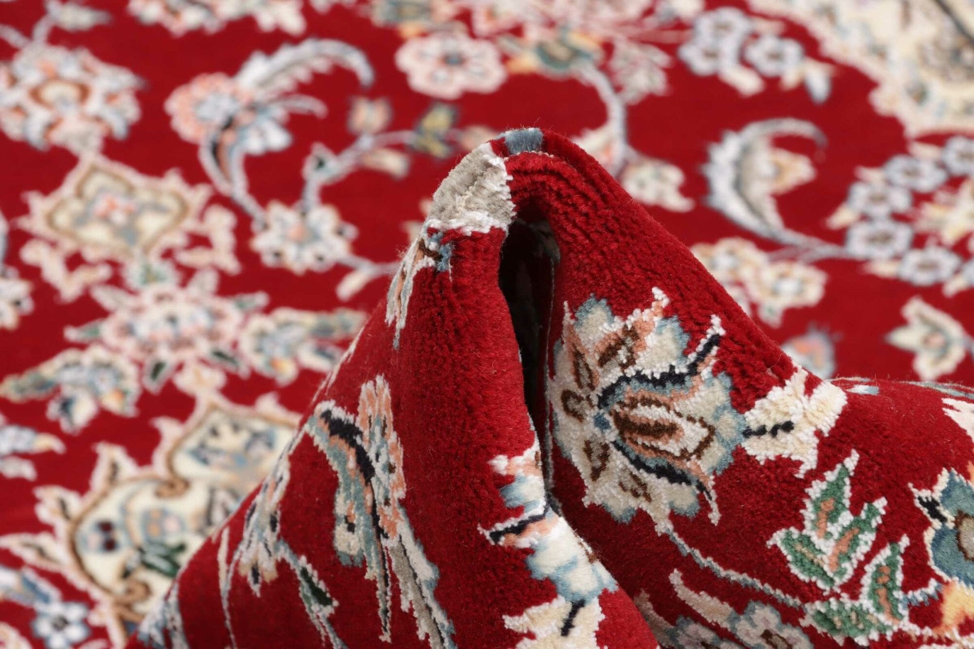 Nain Perserteppich aus Iran, 105 × 157 cm