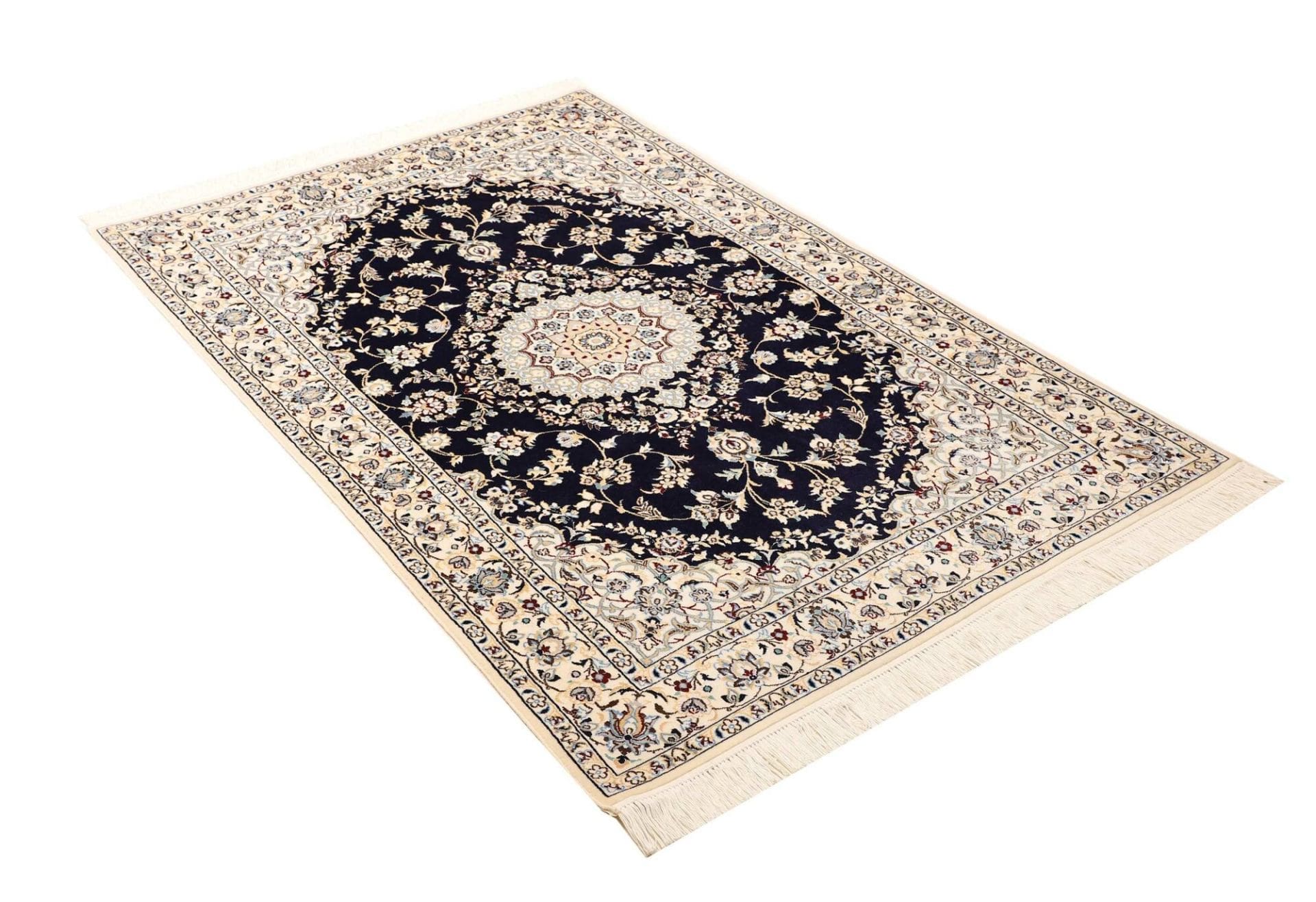 Handgeknüpfter Nain Perserteppich 102 × 156 cm