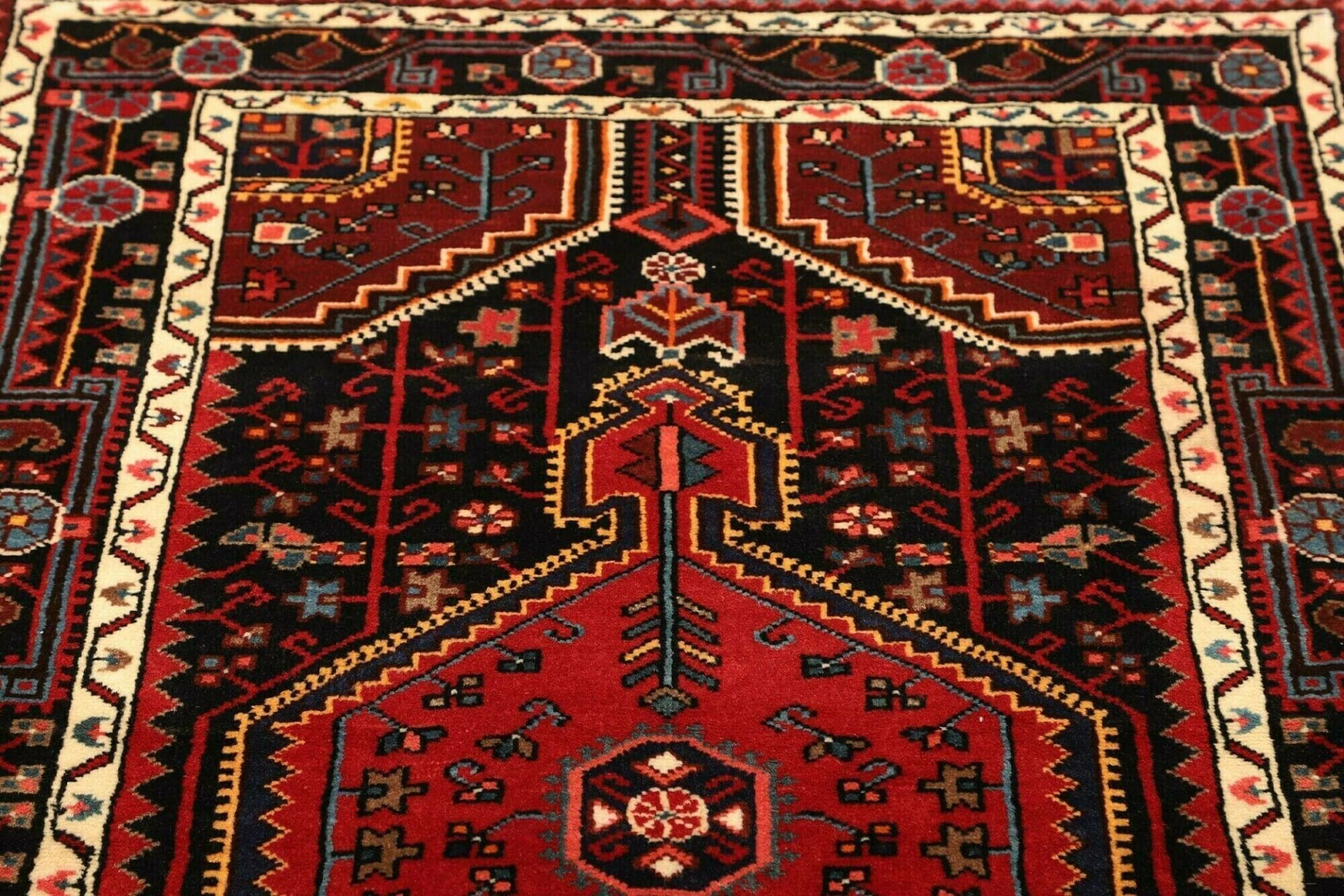 Handgeknüpfter Hamadan Perserteppich, 104 × 152 cm, Wolle