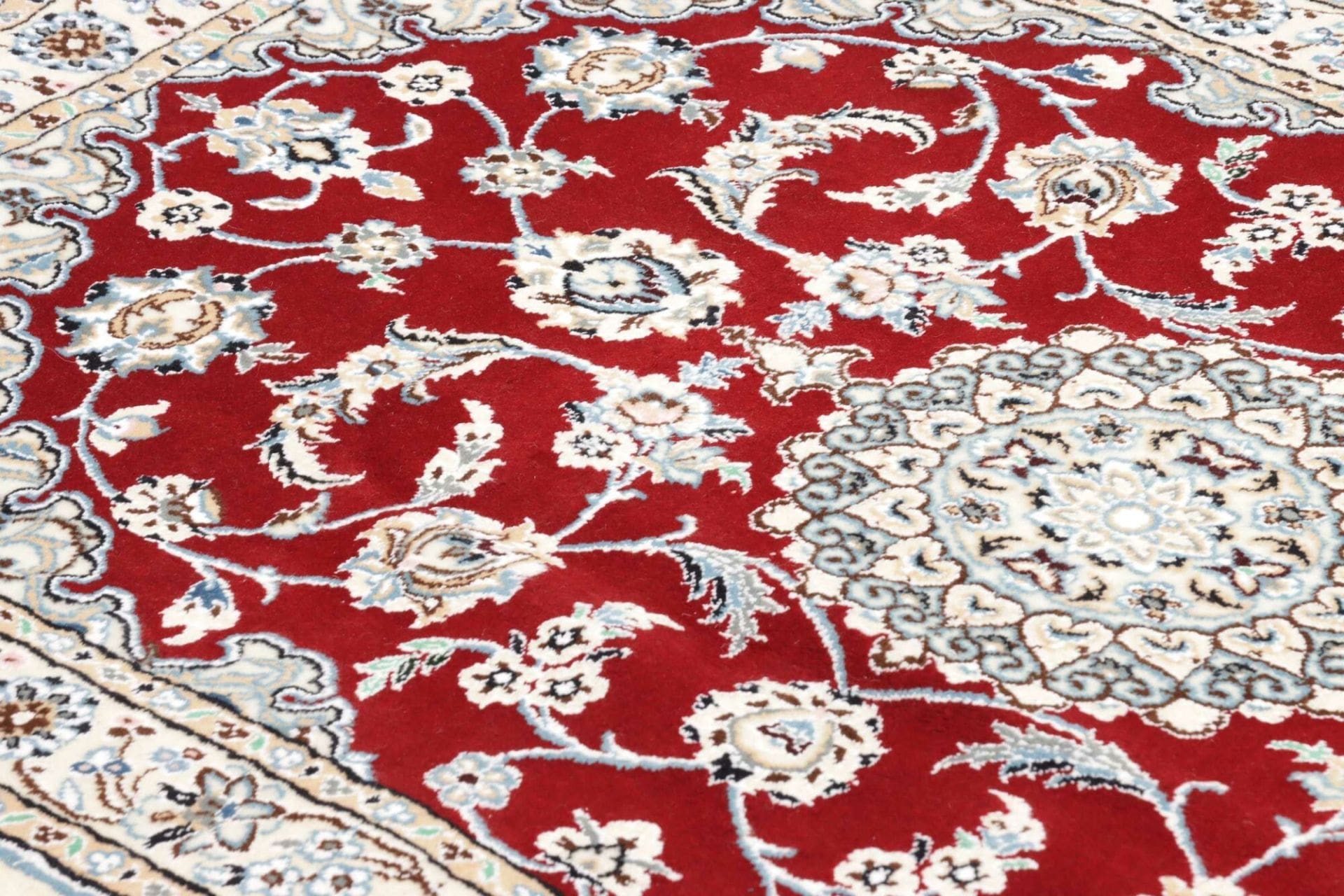 Nain Perserteppich aus Iran, 104 × 150 cm