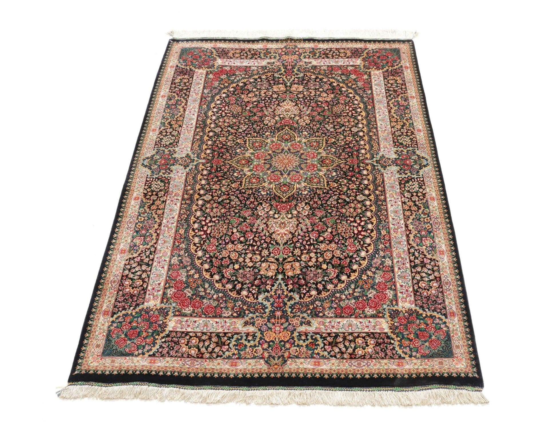 Ghom Perserteppich 104 × 154 cm aus Seide, handgeknüpft