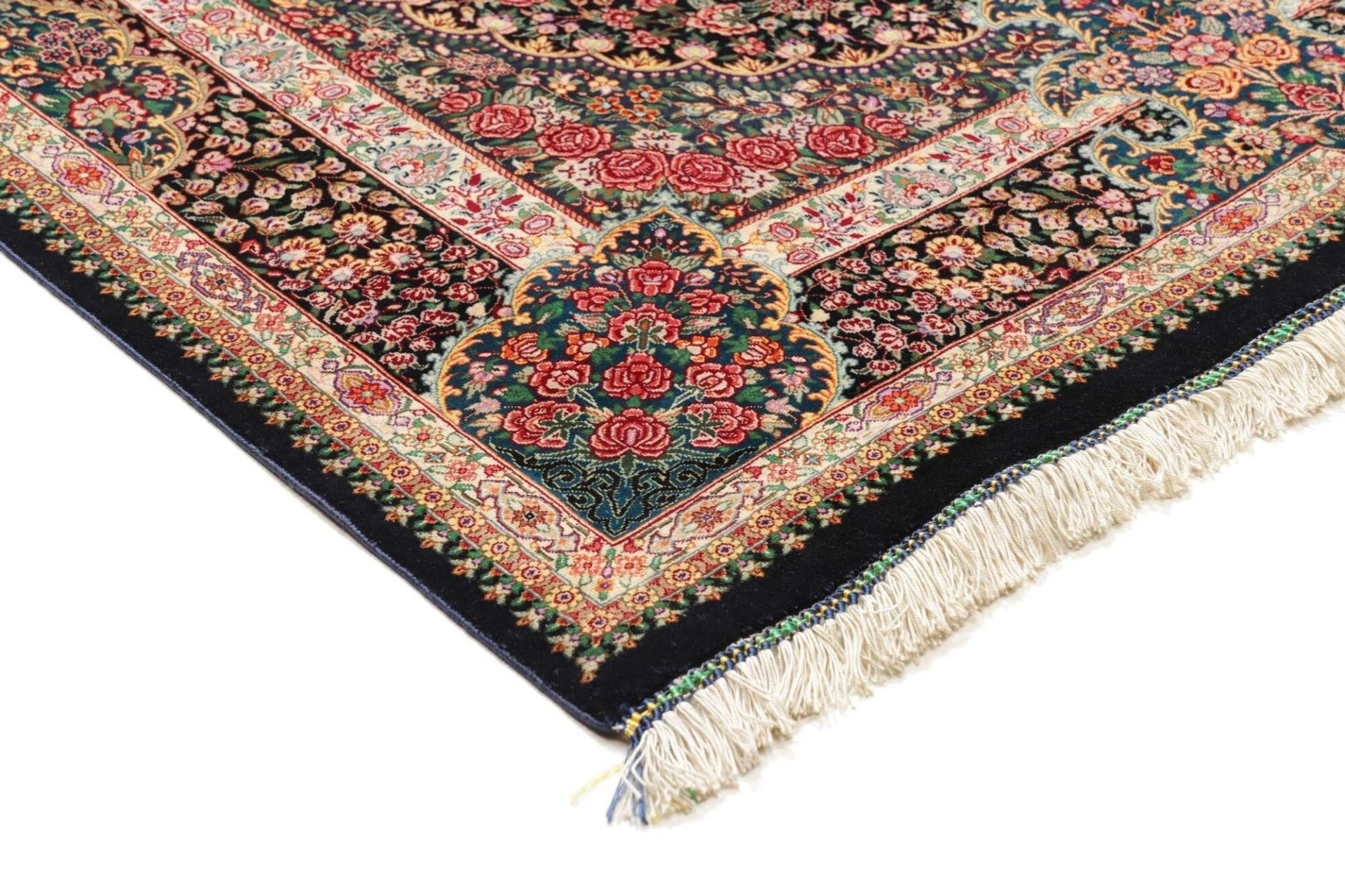 Ghom Perserteppich 104 × 154 cm aus Seide, handgeknüpft
