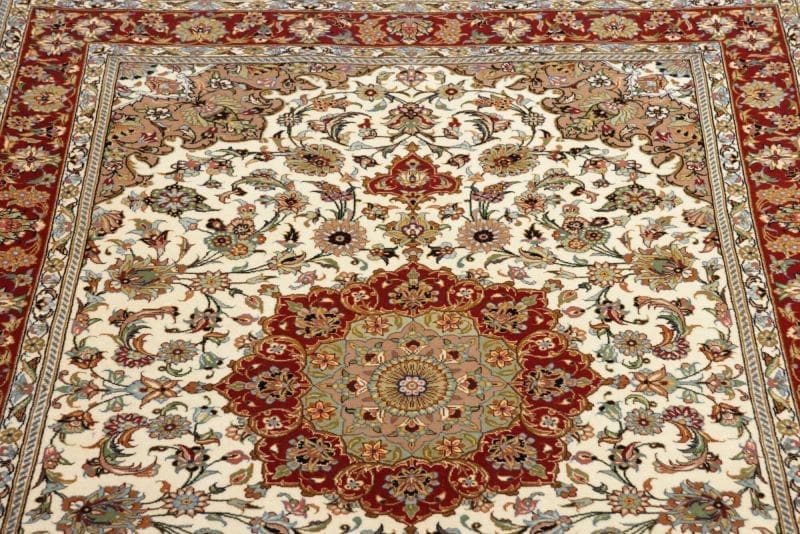 Isfahan Perserteppich 103 × 145 cm aus Wolle & Seide, handgeknüpft
