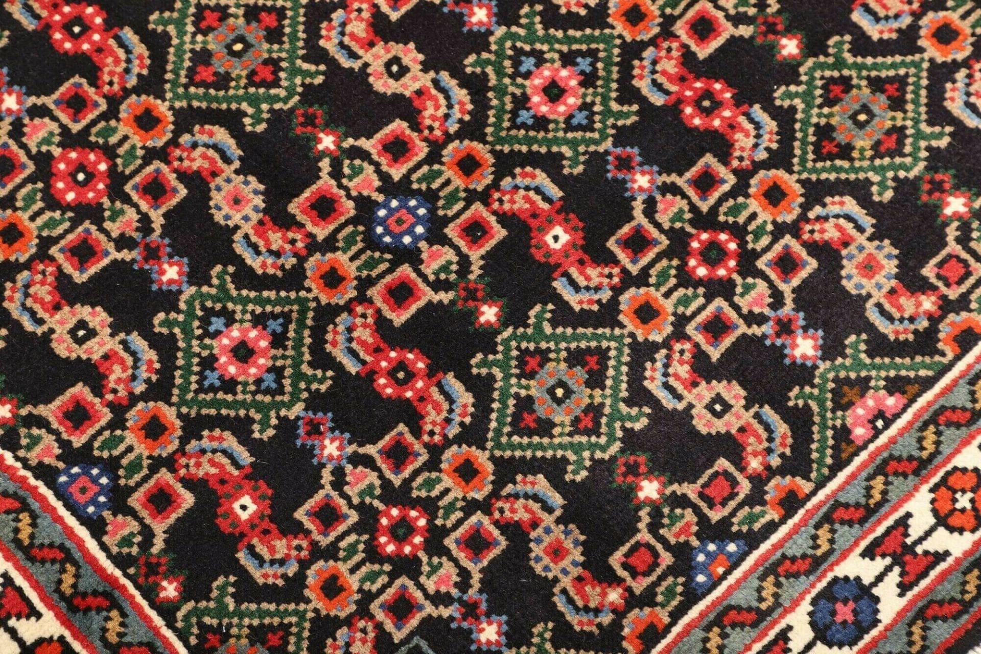 Handgeknüpfter Hamadan Perserteppich 103 × 144 cm