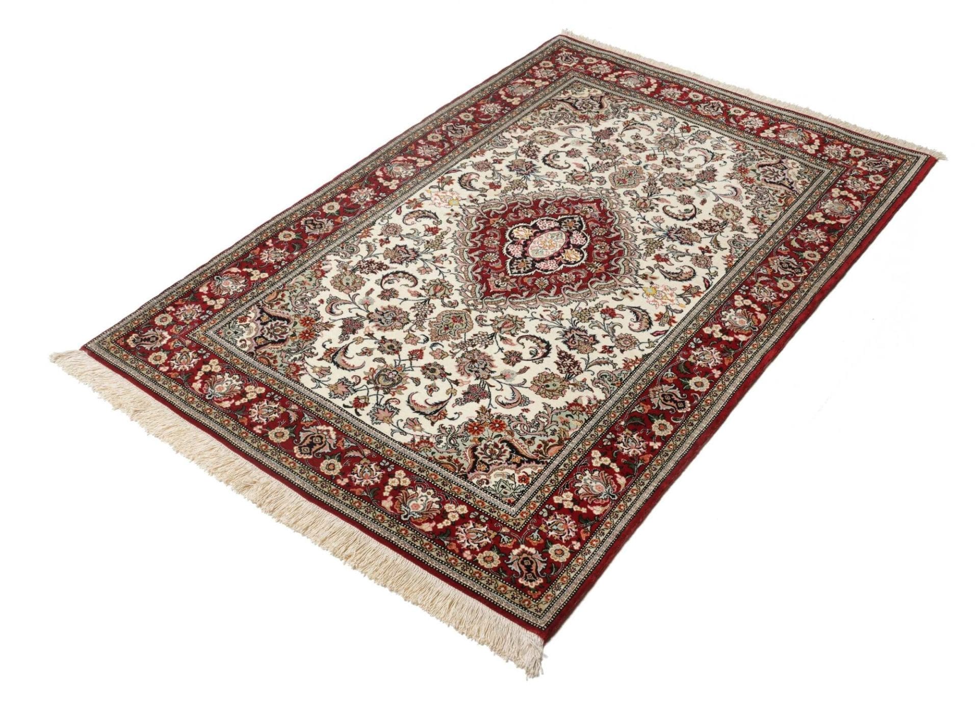 Isfahan Perserteppich 110 × 155 cm aus Wolle & Seide, handgeknüpft