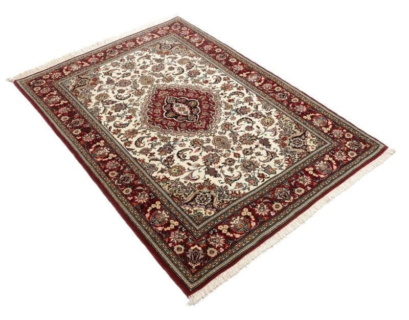 Isfahan Perserteppich 110 × 155 cm aus Wolle & Seide, handgeknüpft