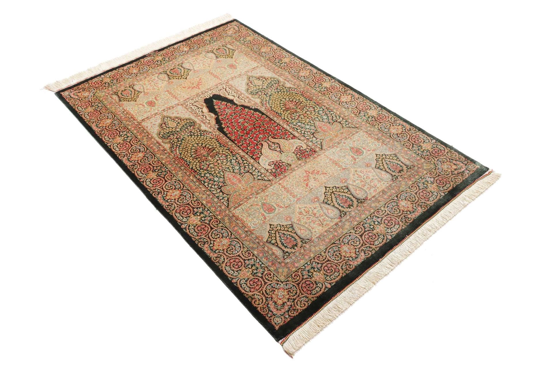 Handgeknüpfter Ghom Perserteppich, 104 × 156 cm, Seide