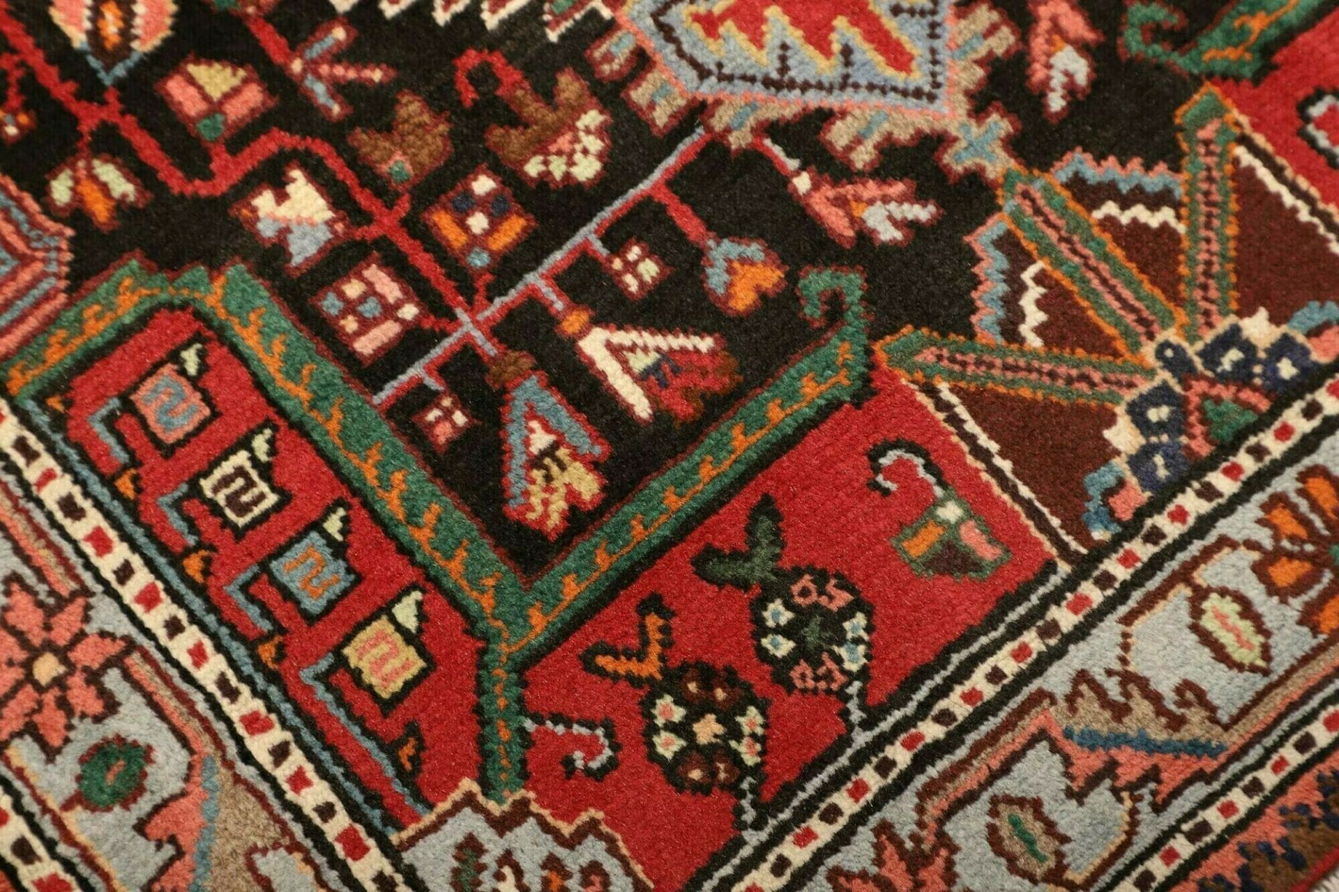 Hamadan Herati Perserteppich aus Iran, 88 × 136 cm