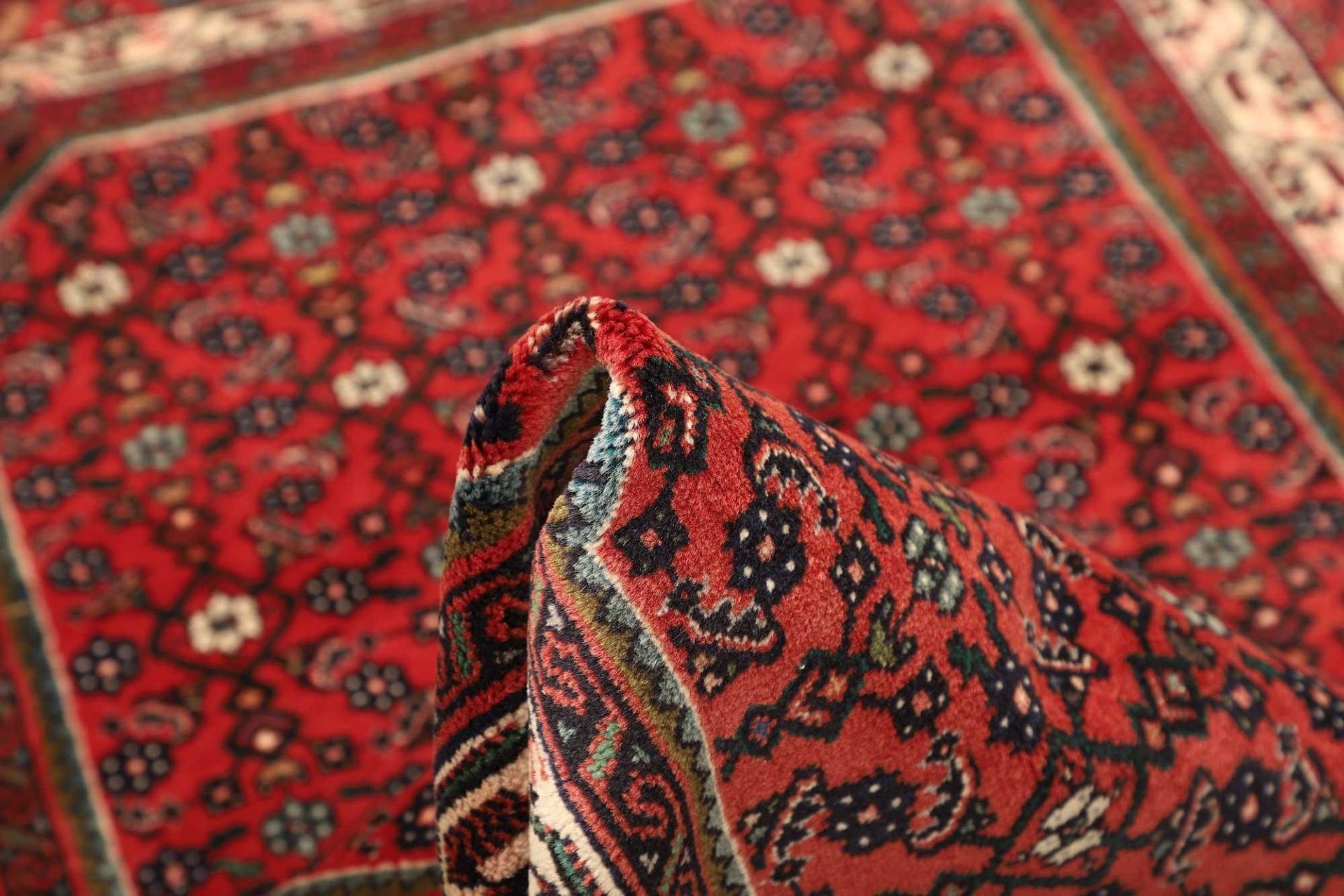 Hamadan Perserteppich aus Iran, 101 × 143 cm