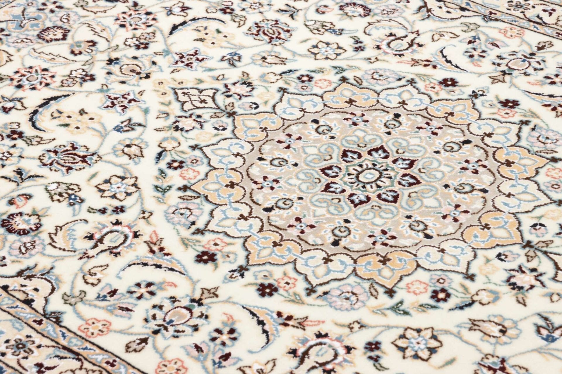 Handgeknüpfter Nain Perserteppich, 107 × 153 cm, Wolle