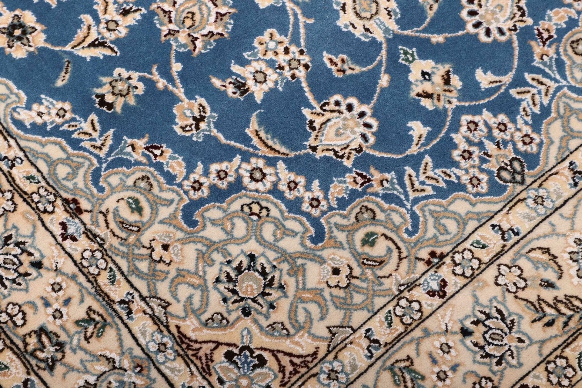 nain-teppich-103-x-160-cm-florale-muster-handgeknupft-5 Nain Perserteppich aus Iran, 103 × 160 cm