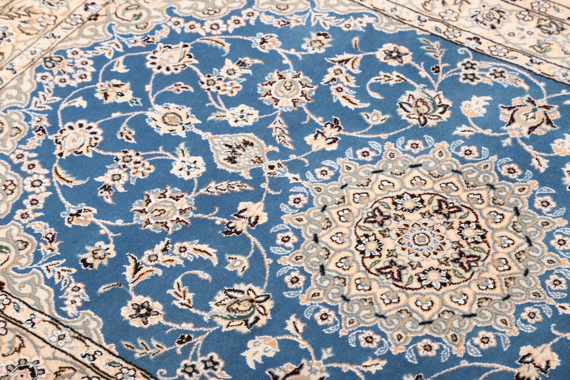 nain-teppich-103-x-160-cm-florale-muster-handgeknupft-6 Nain Perserteppich aus Iran, 103 × 160 cm