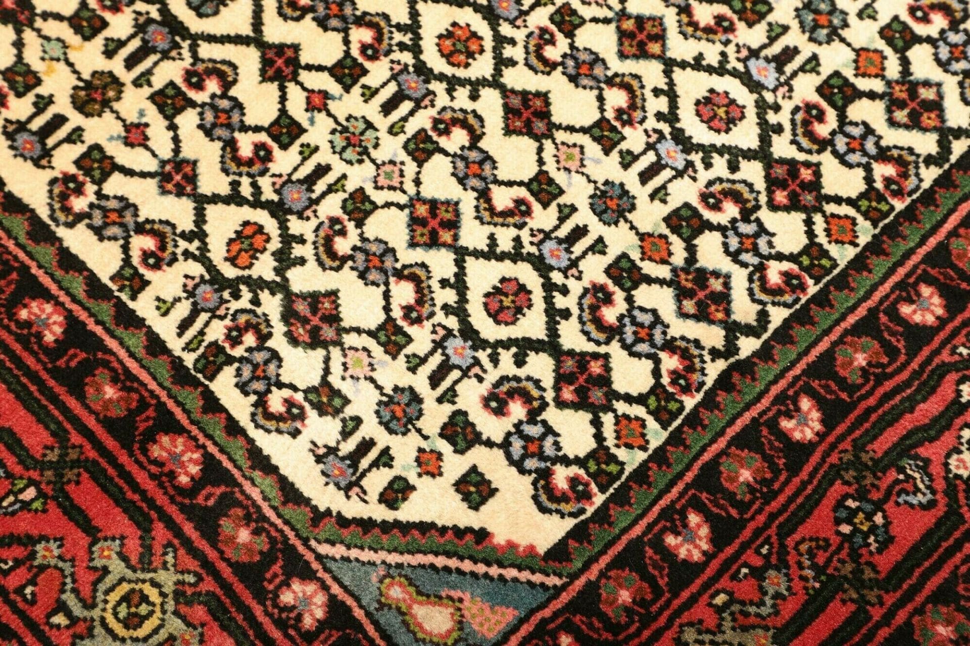 Hamadan Herati Perserteppich aus Iran, 107 × 148 cm