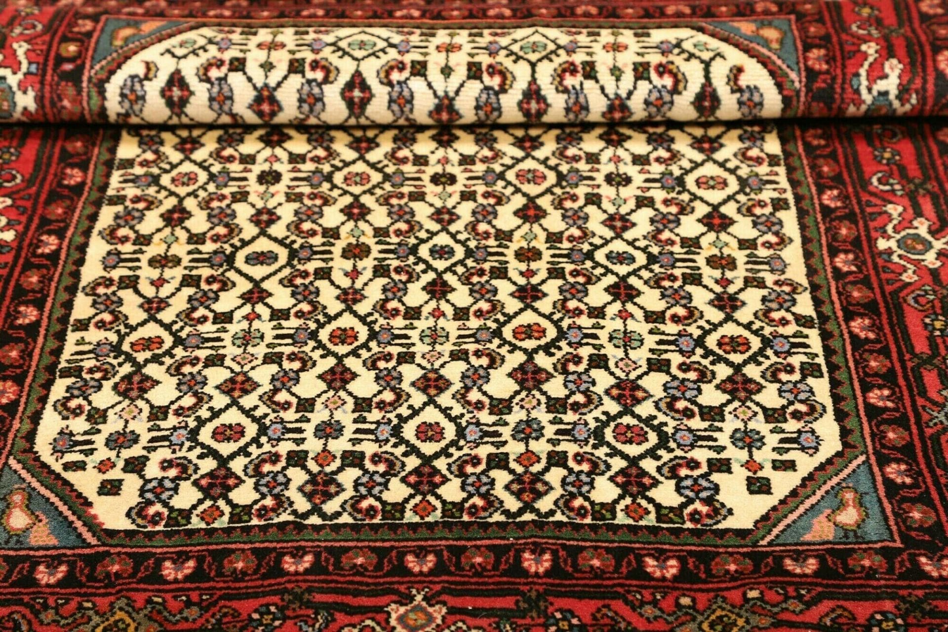 Hamadan Herati Perserteppich aus Iran, 107 × 148 cm