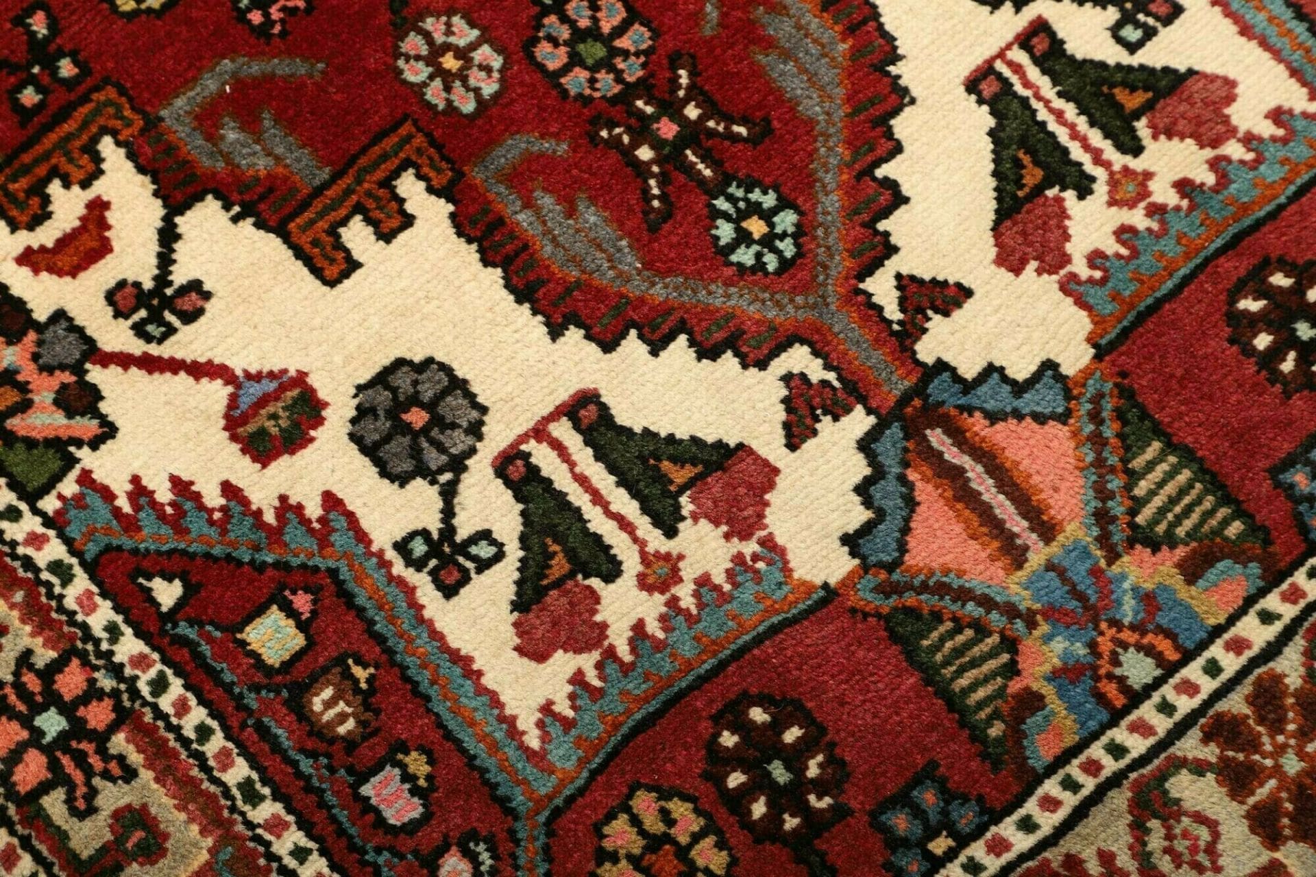 Hamadan Herati Perserteppich aus Iran, 85 × 142 cm