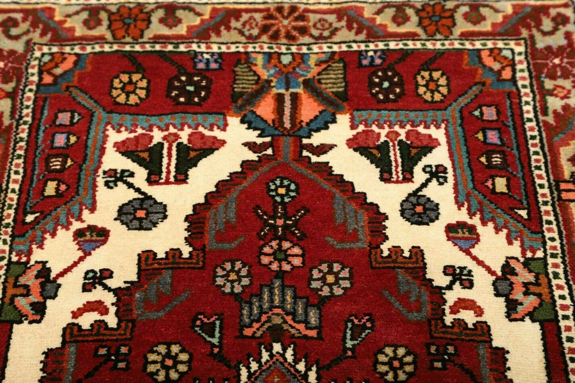Hamadan Herati Perserteppich aus Iran, 85 × 142 cm