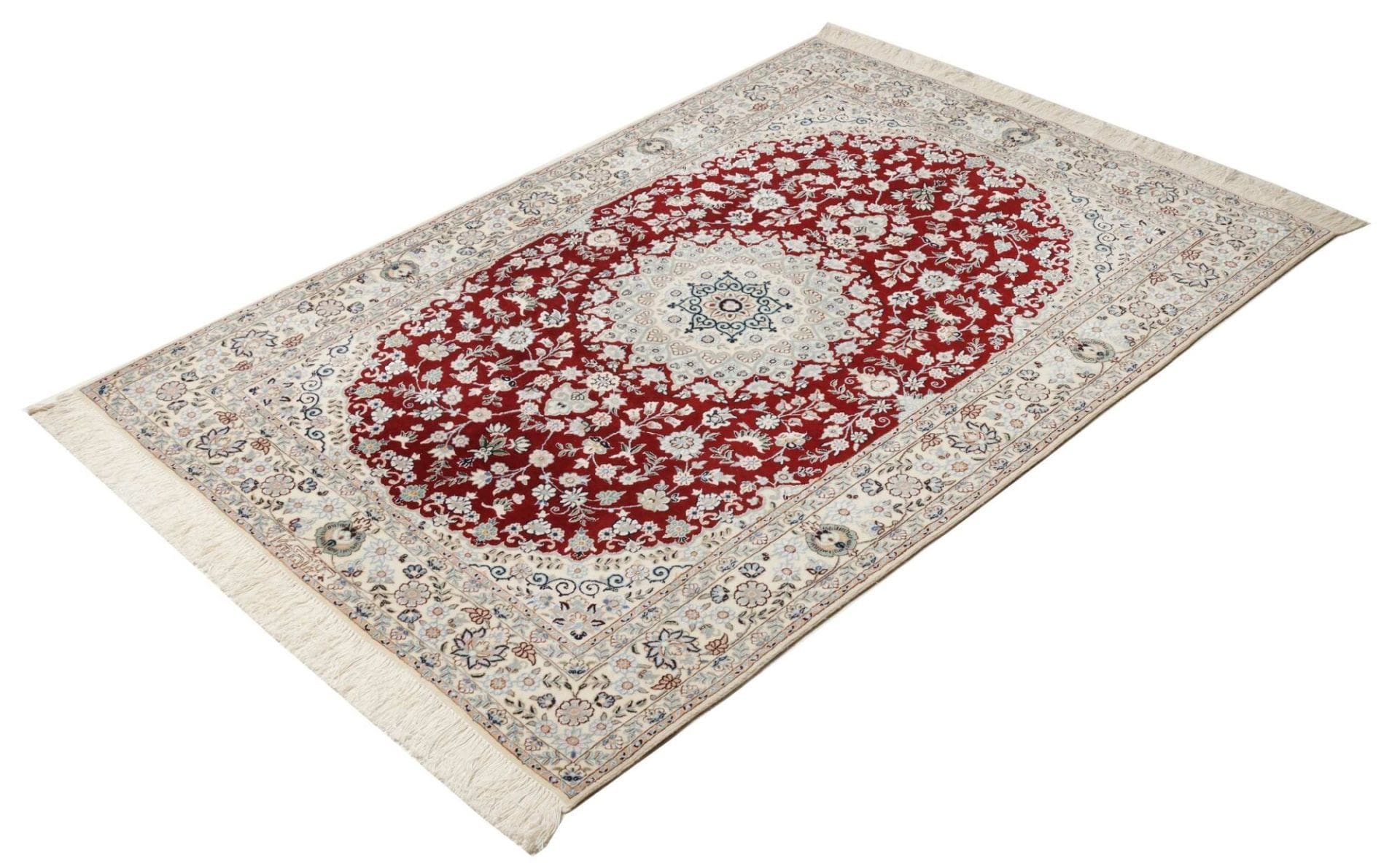 Nain Perserteppich aus Iran, 121 × 168 cm