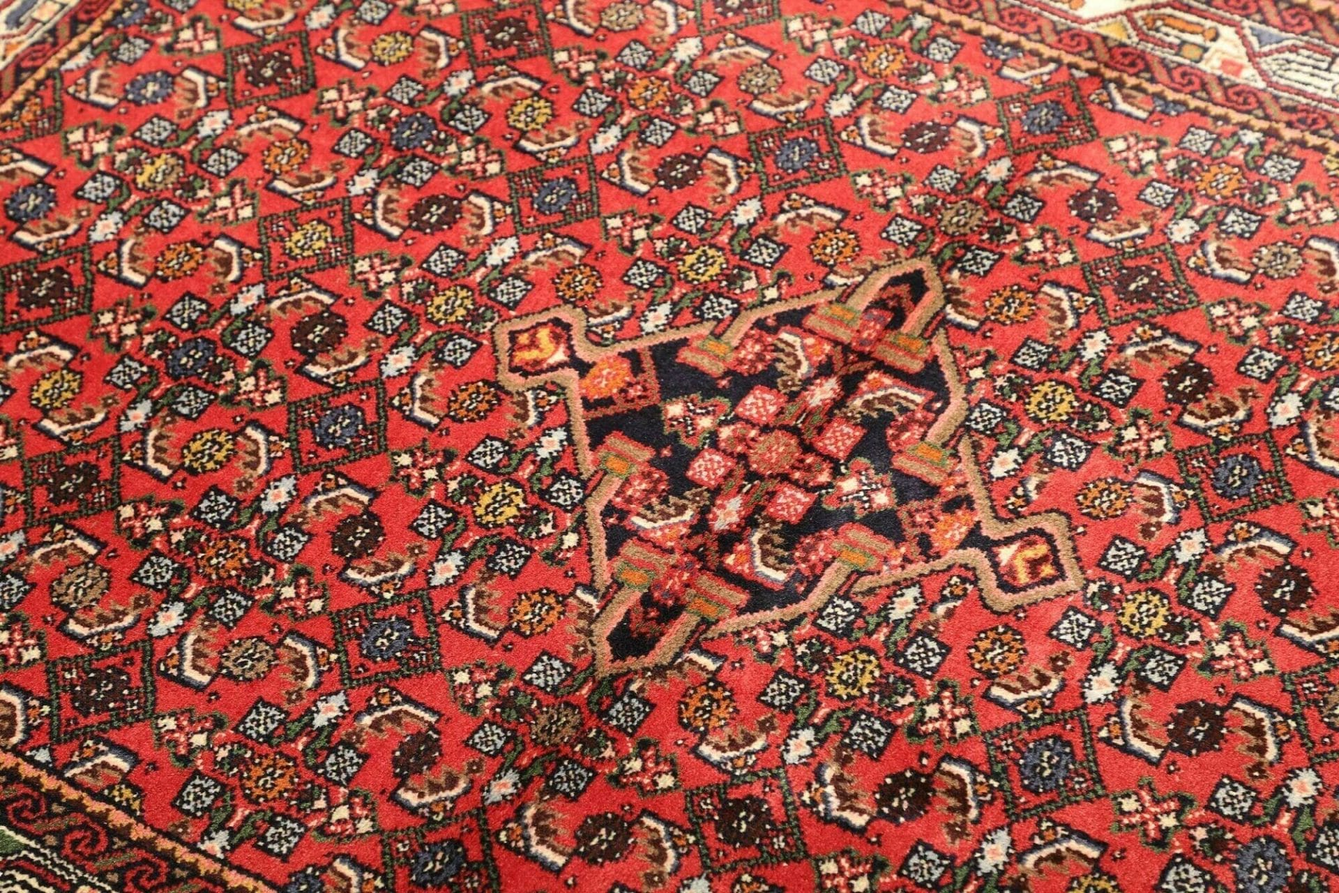 Hamadan Herati Perserteppich aus Iran, 106 × 136 cm