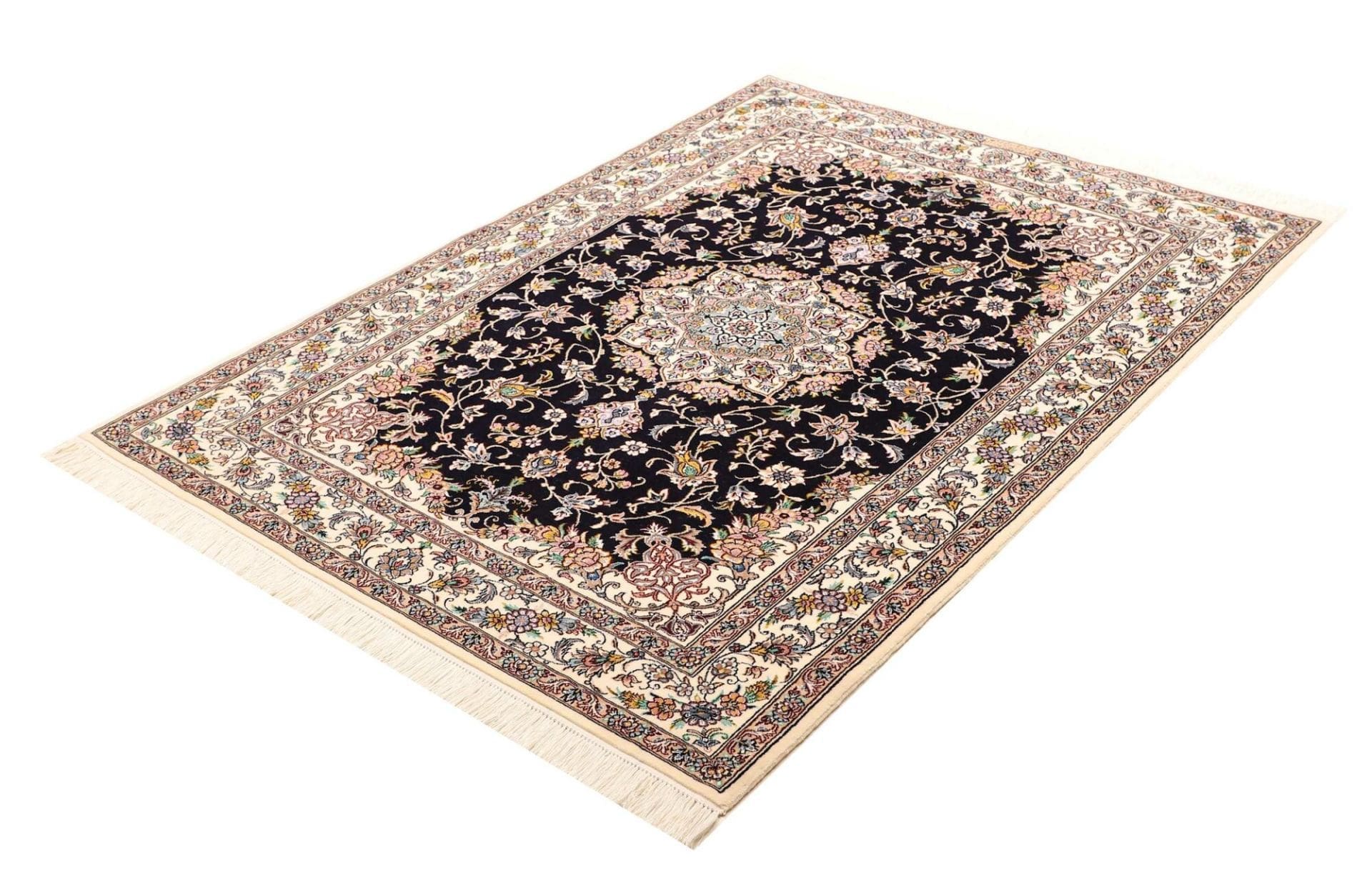 Handgeknüpfter Nain Perserteppich 121 × 162 cm