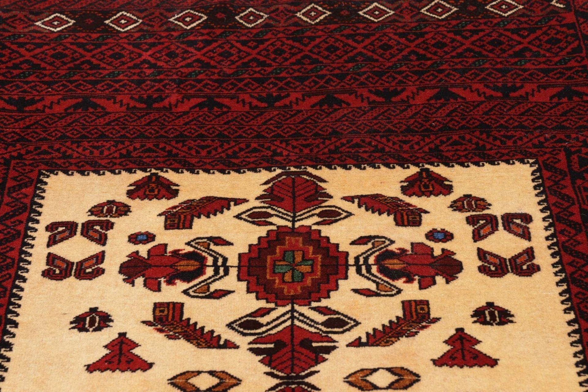 Nain Perserteppich 89 × 174 cm aus Wolle, handgeknüpft
