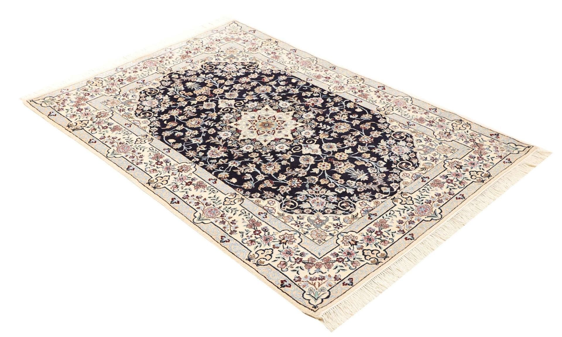 Nain Perserteppich aus Iran, 106 × 155 cm
