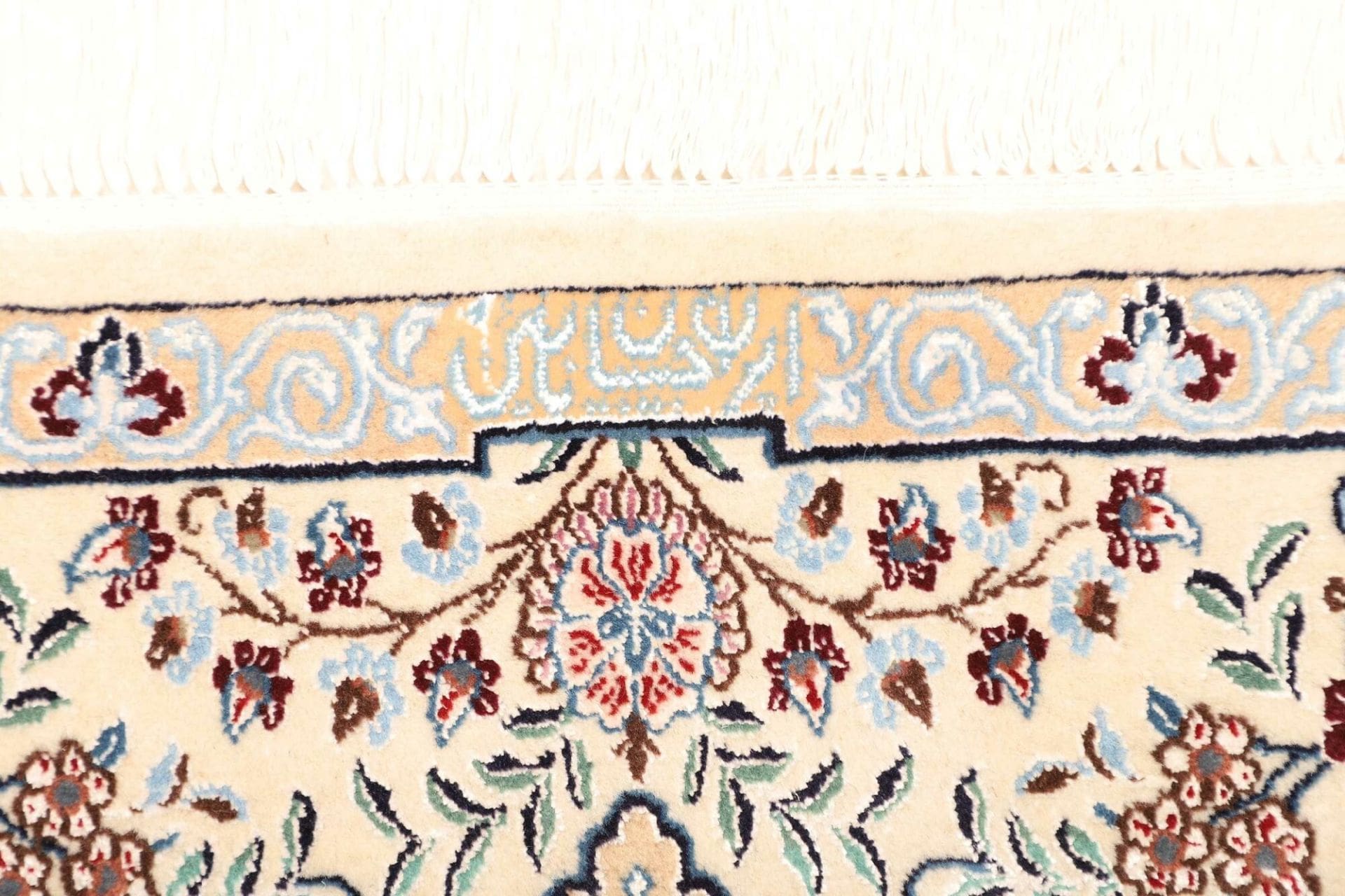 Nain Perserteppich aus Iran, 106 × 155 cm