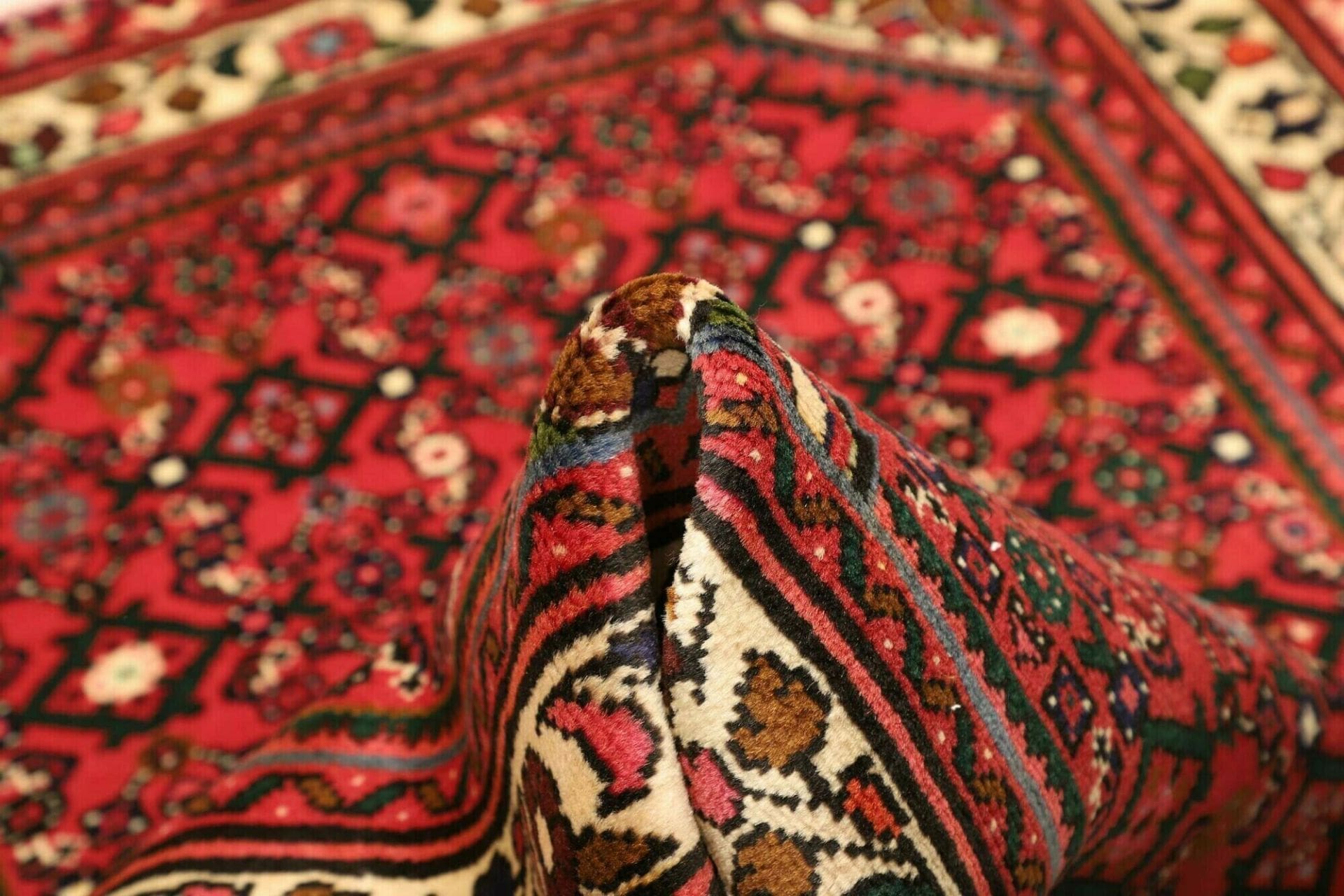 Handgeknüpfter Hamadan Perserteppich 103 × 142 cm