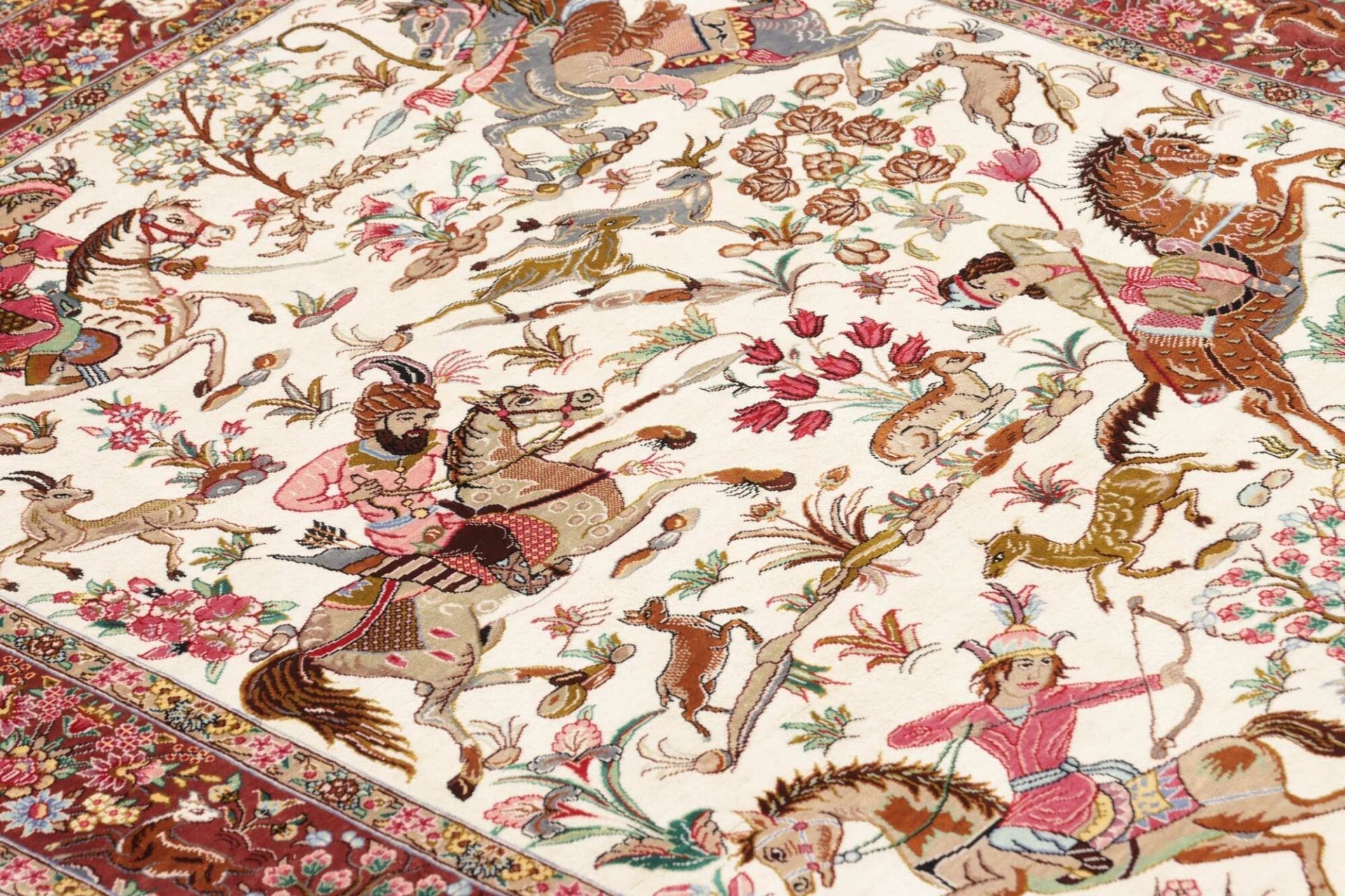 Ghom Perserteppich 103 × 153 cm aus Seide, handgeknüpft