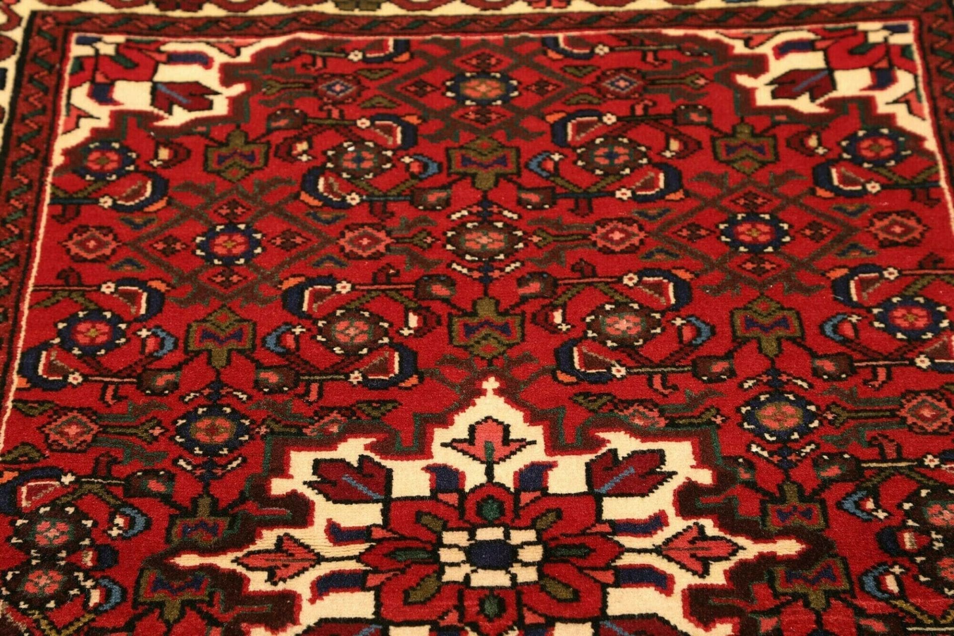 Hamadan Perserteppich 107 × 148 cm aus Wolle, handgeknüpft