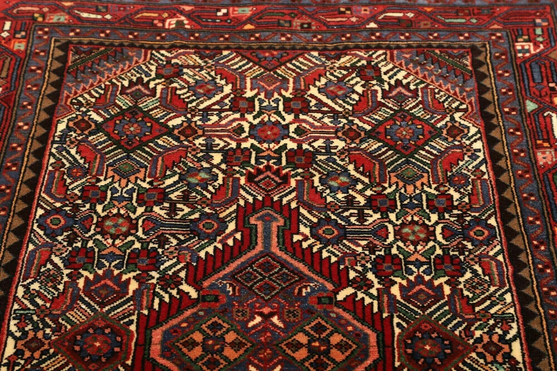 Hamadan Perserteppich 113 × 172 cm aus Wolle, handgeknüpft