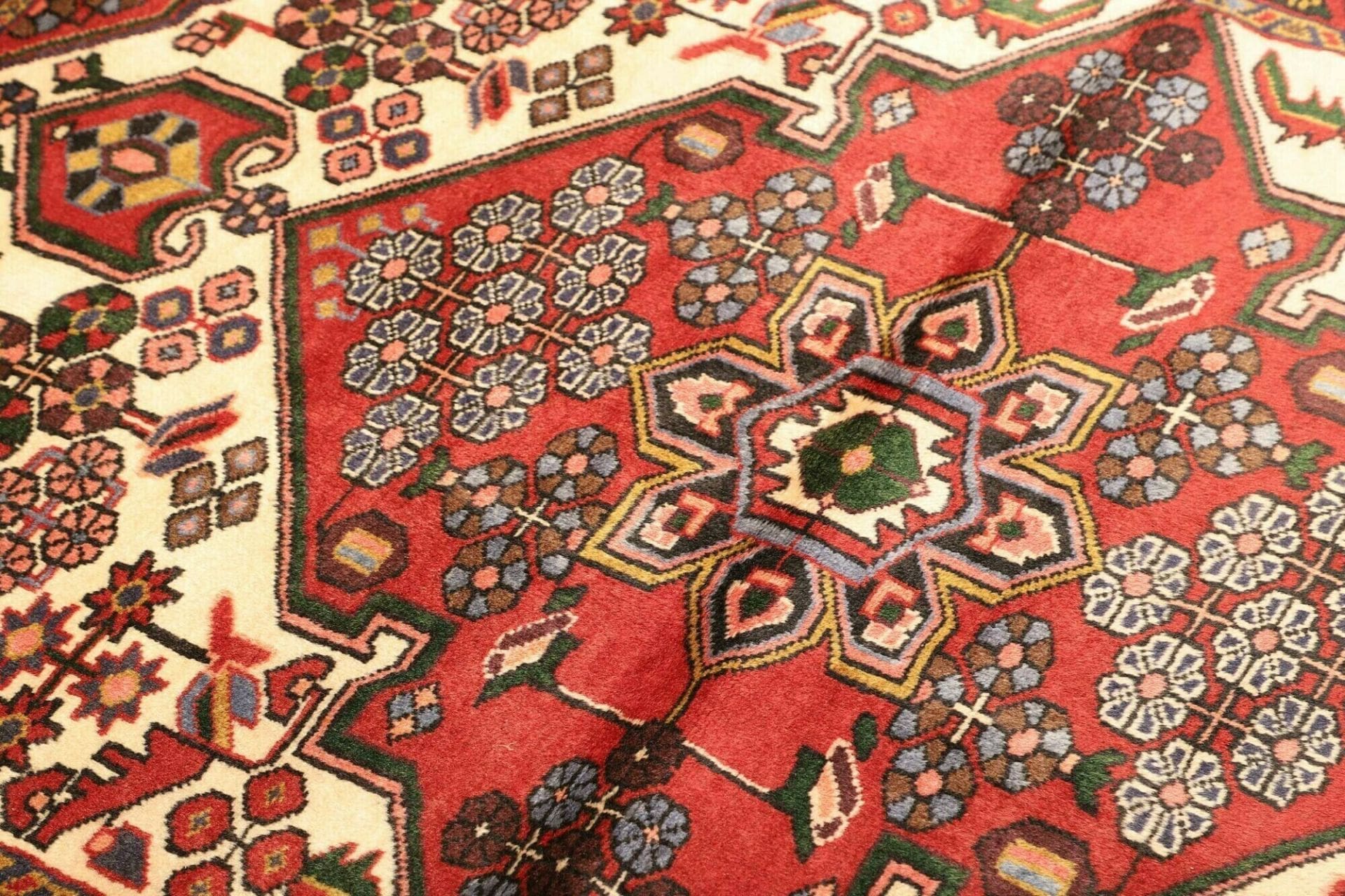 hamadan-teppich-113-x-150cm-herati-muster-schurwolle-handgeknupft-6 Hamadan Herati Perserteppich 113 × 150 cm aus Wolle, handgeknüpft