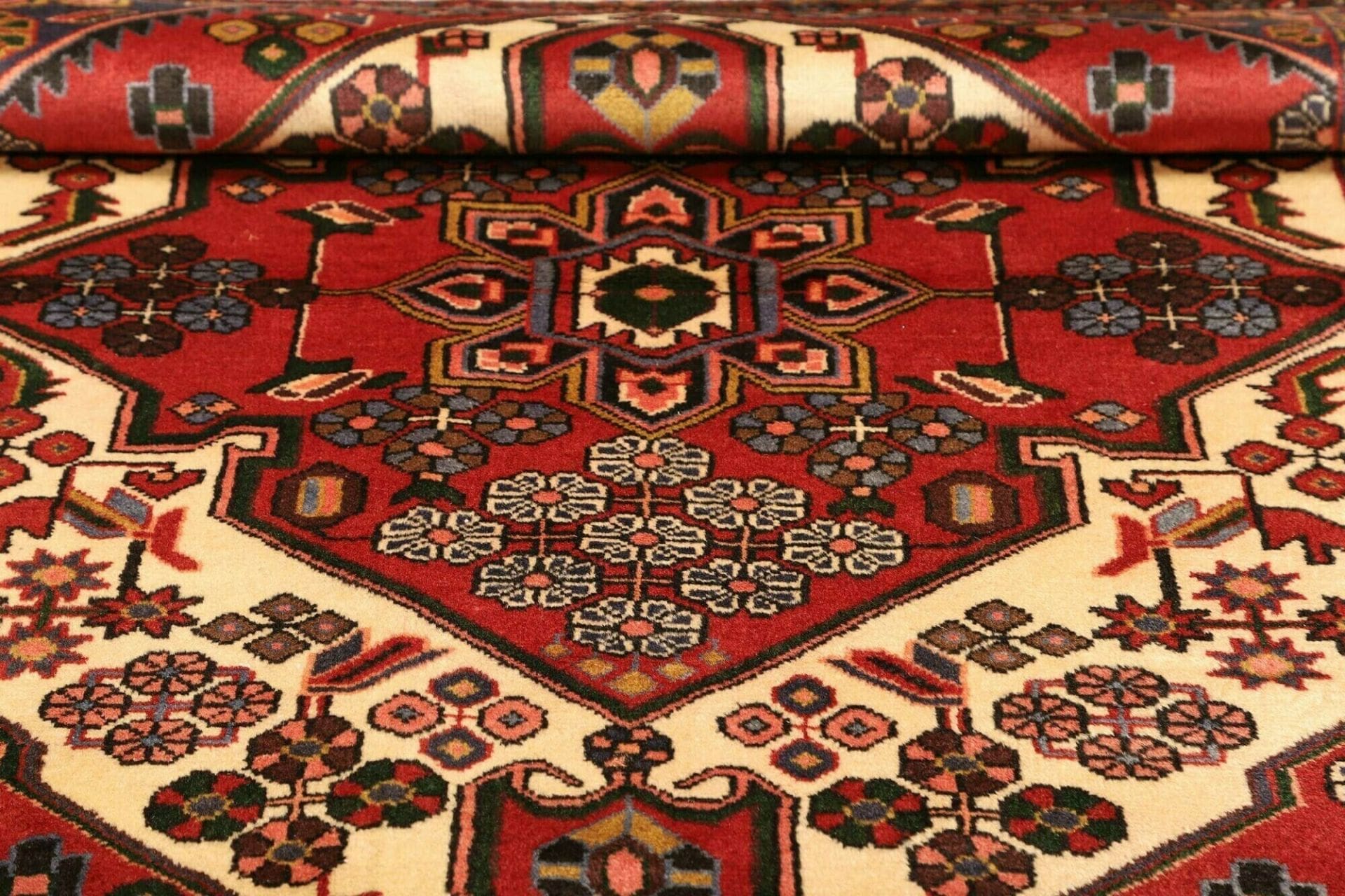 hamadan-teppich-113-x-150cm-herati-muster-schurwolle-handgeknupft-9 Hamadan Herati Perserteppich 113 × 150 cm aus Wolle, handgeknüpft