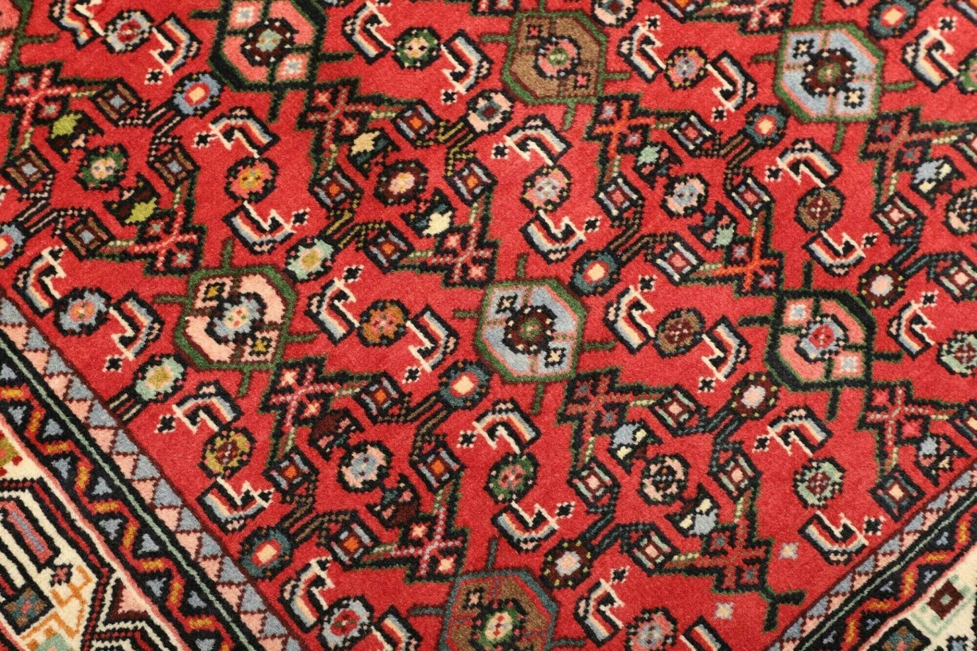 Handgeknüpfter Hamadan Herati Perserteppich 104 × 160 cm